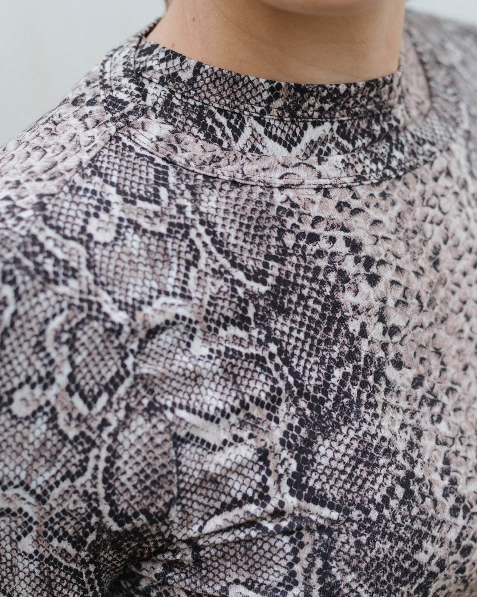 BASERANGE Long Sleeve Tees Bead Long Sleeve Tee