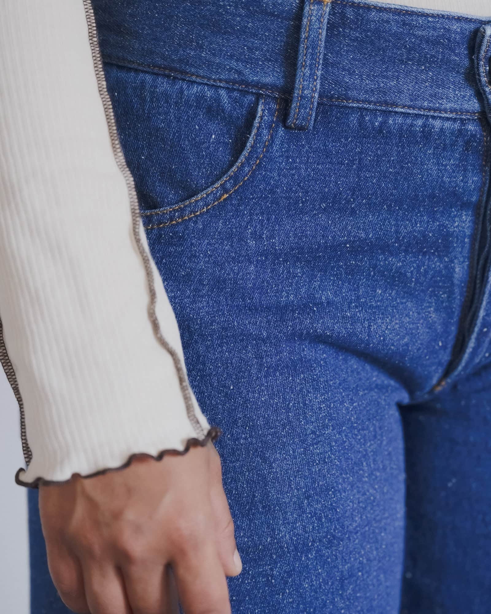 BASERANGE Long Sleeve Tees Omato Long Sleeve Tee