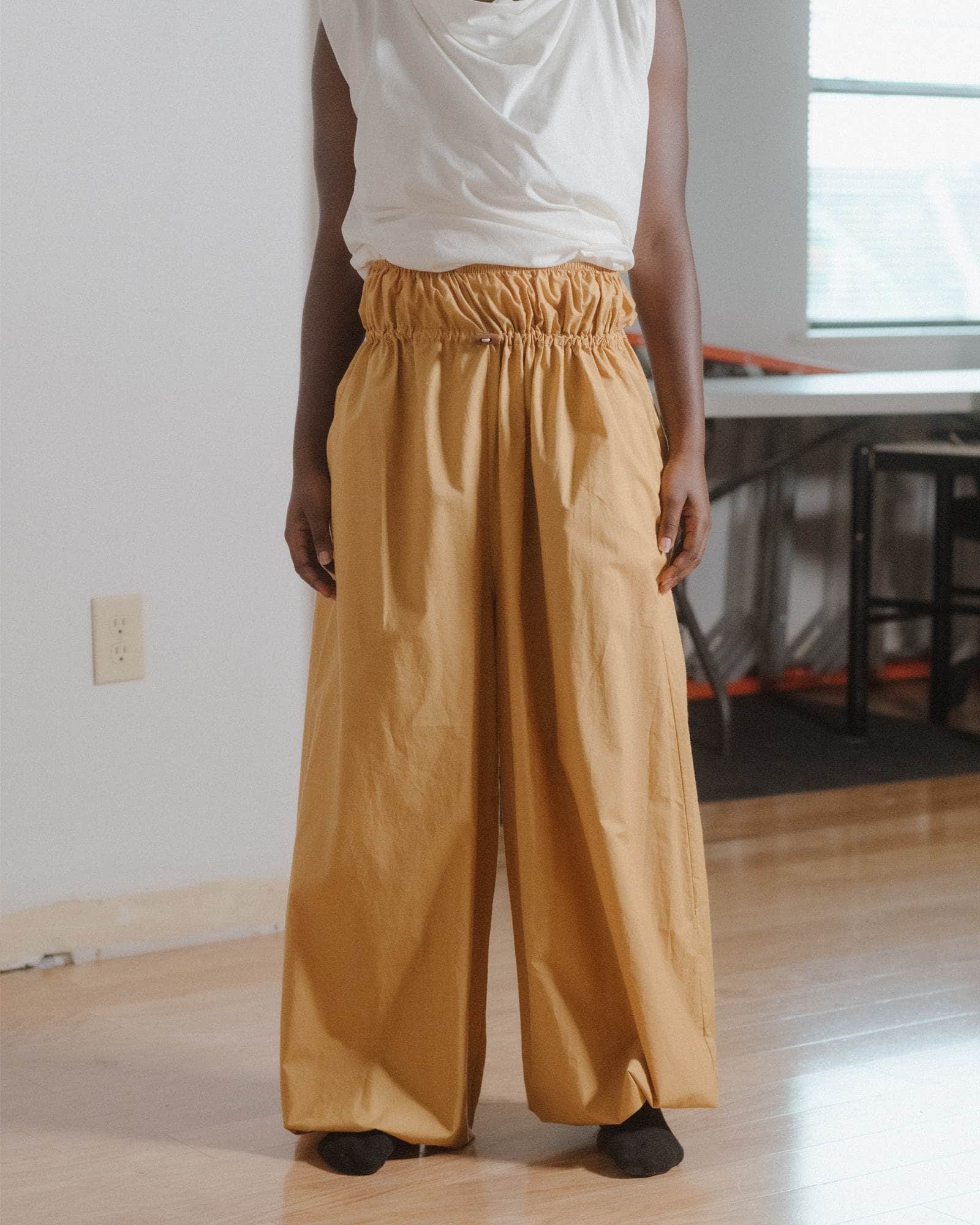 BASERANGE Pants Air Pants