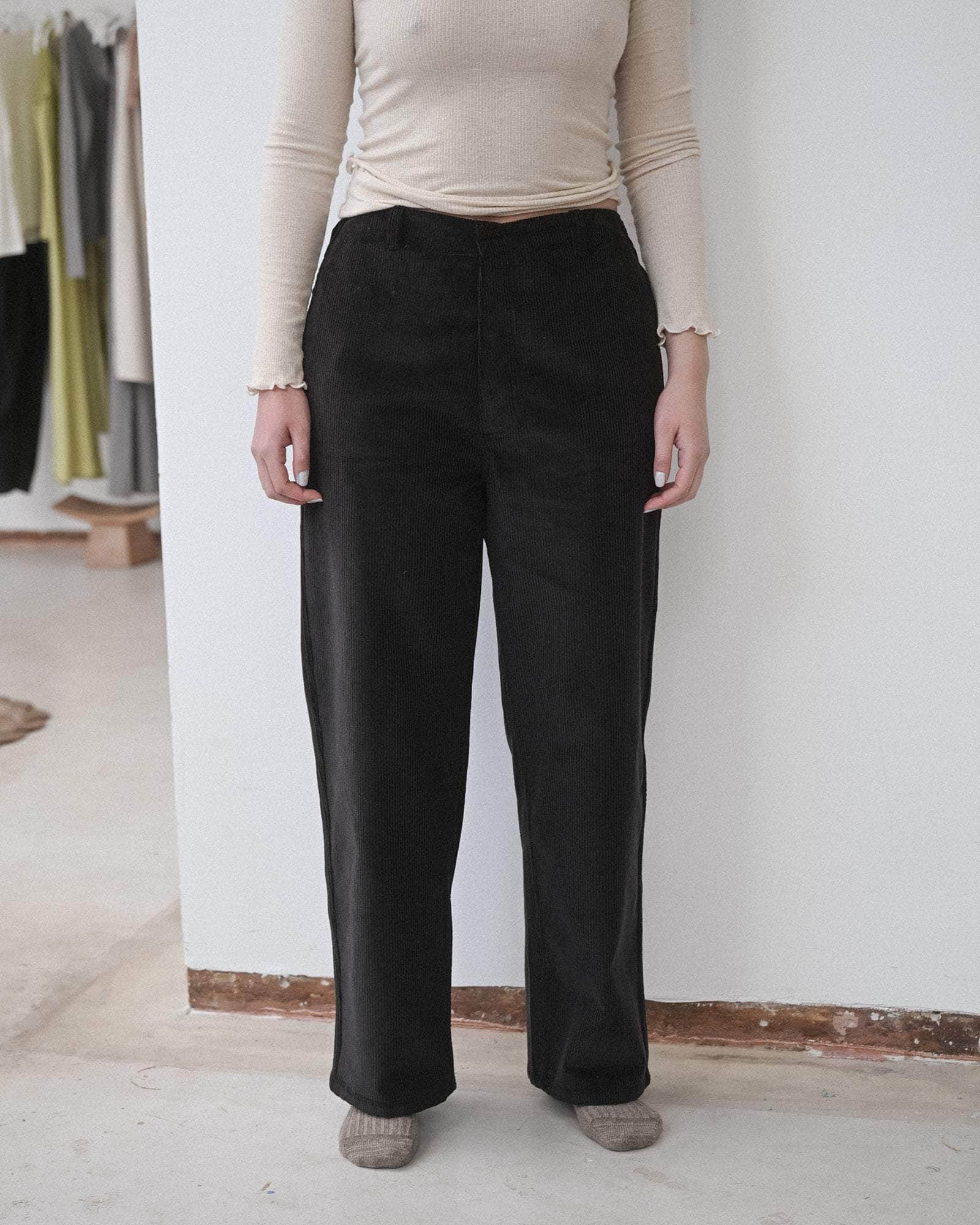 Pants & Jackets in Corduroy | Basics in Natural and Recycled