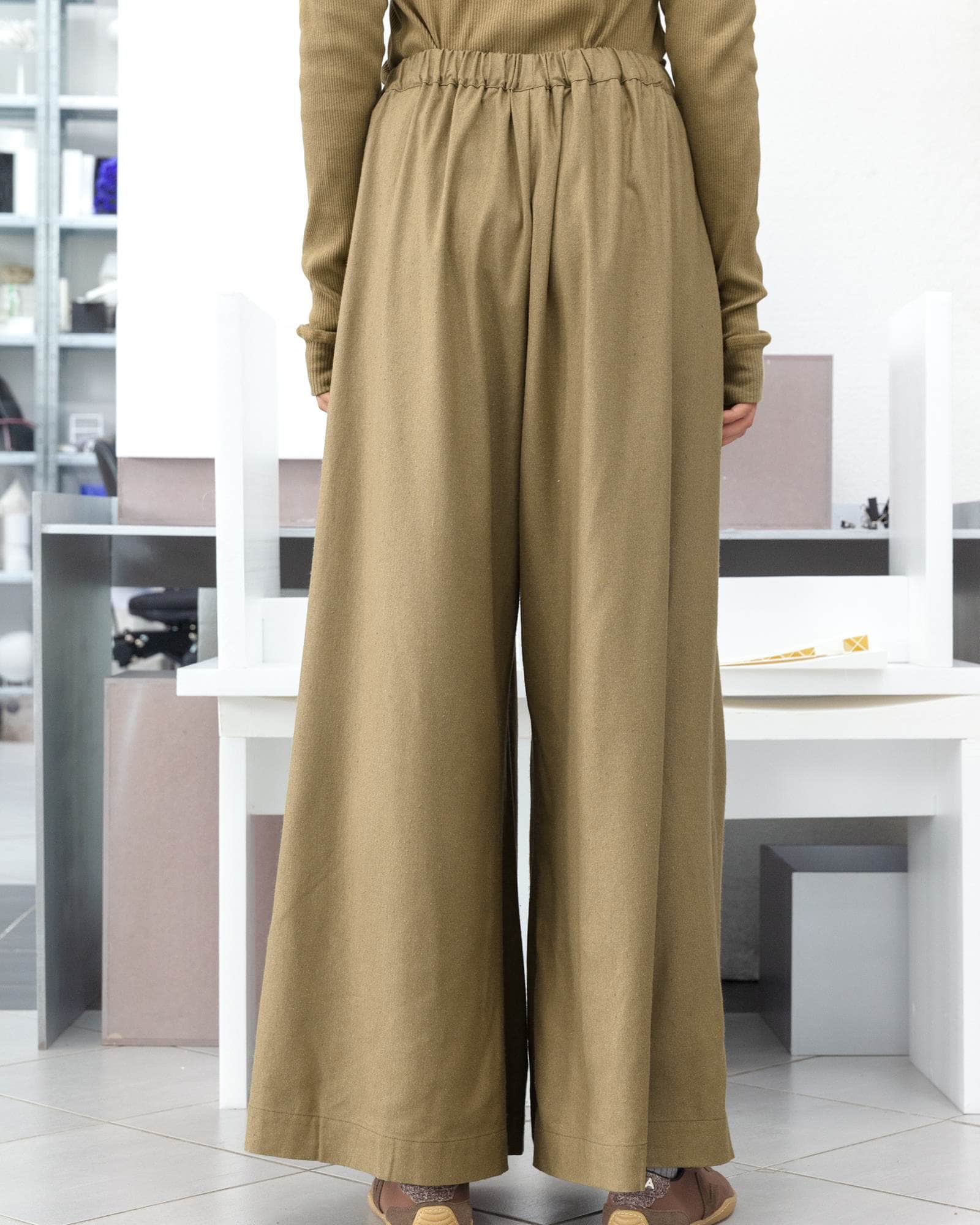 BASERANGE Pants Avi Pants