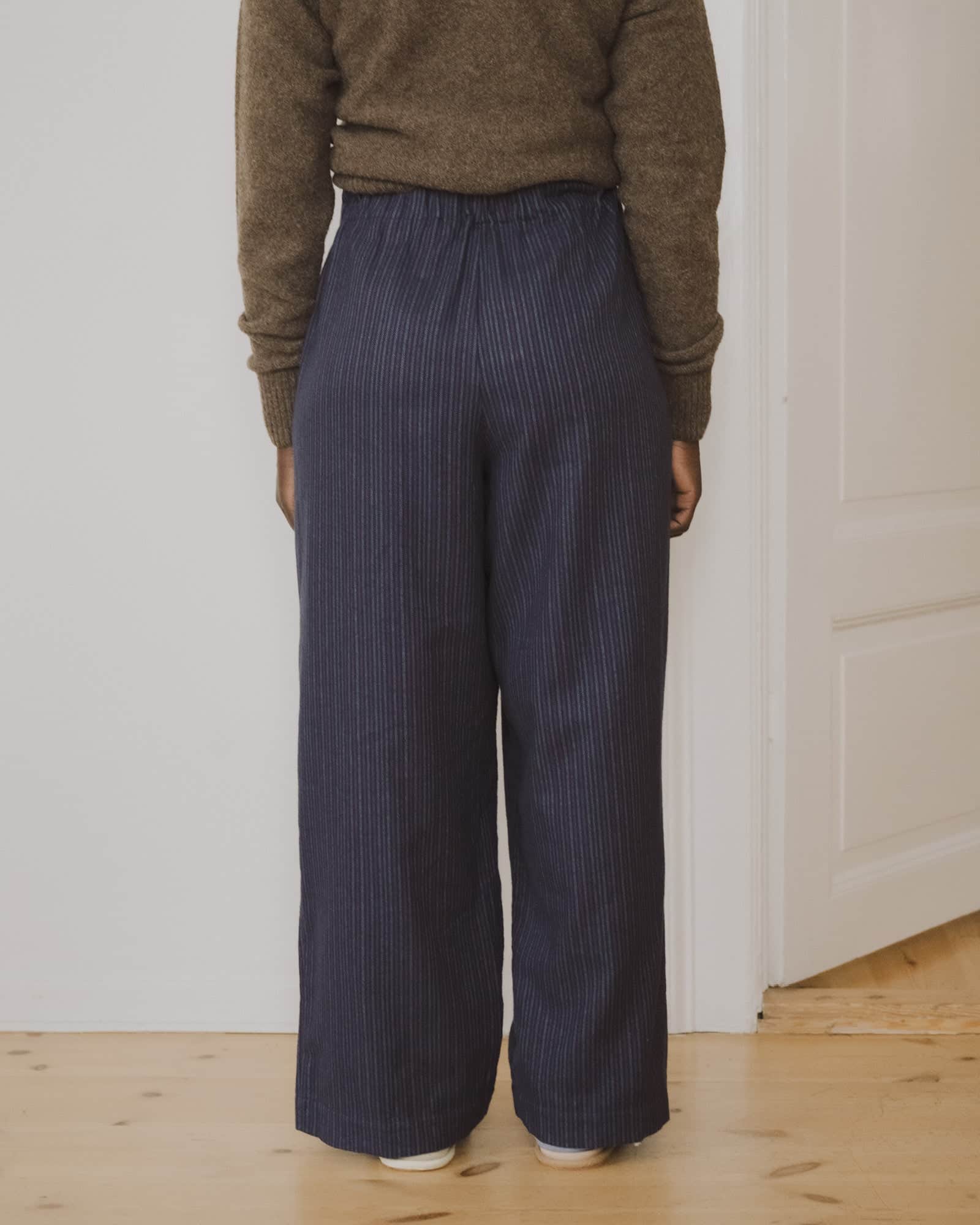 Bottoms | Basics in Natural and Recycled Fibers | Baserange