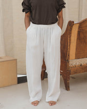 BASERANGE Pants Folio Pants