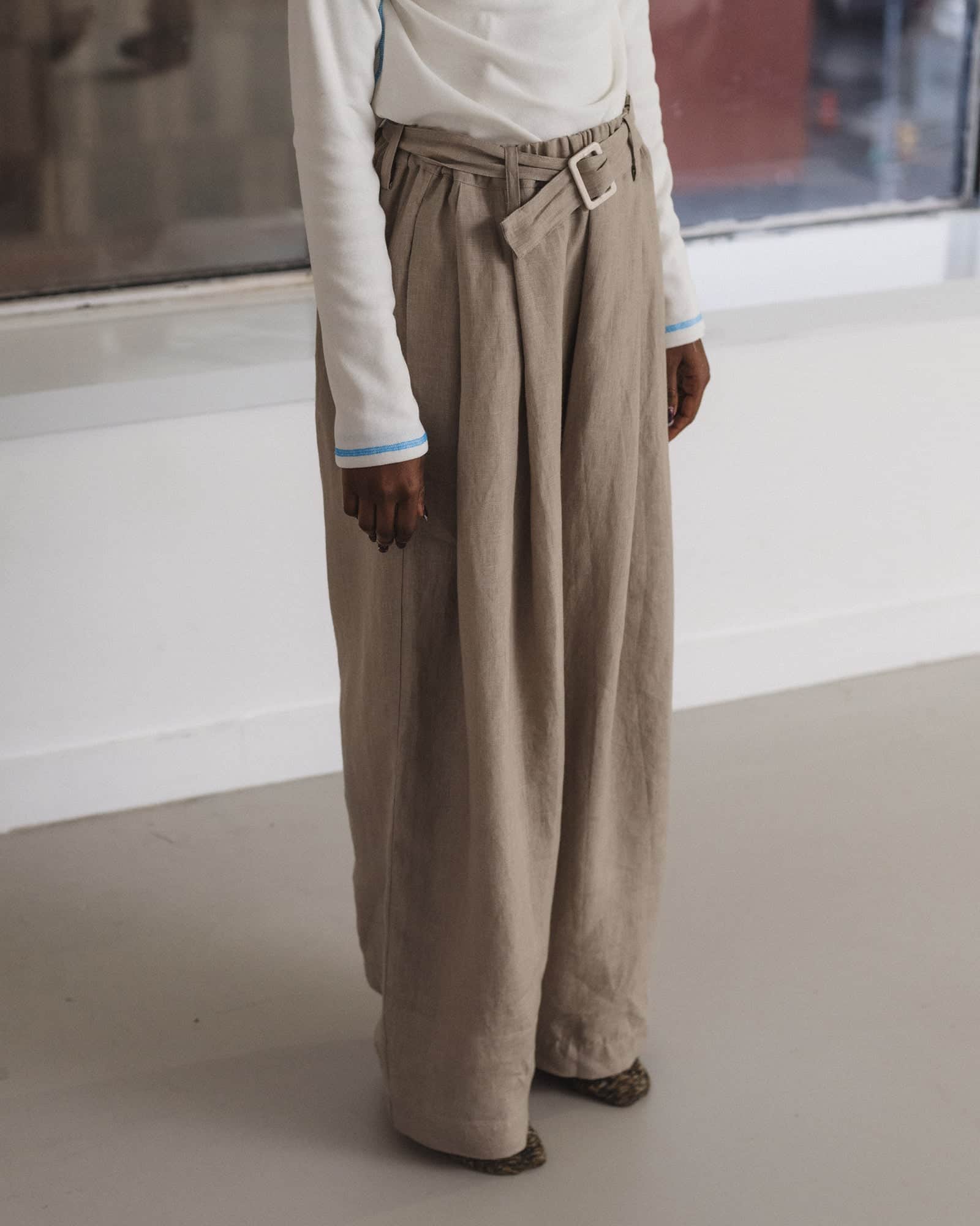 BASERANGE Pants Frame Pants