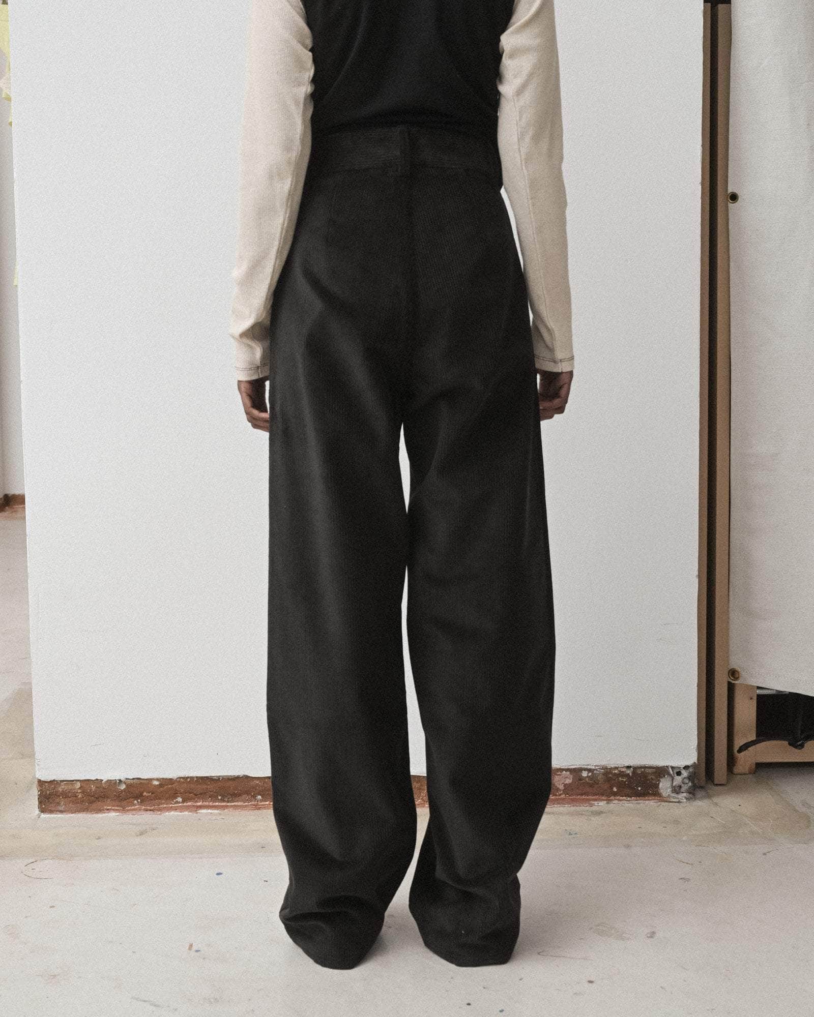 Pants & Jackets in Corduroy | Basics in Natural and Recycled