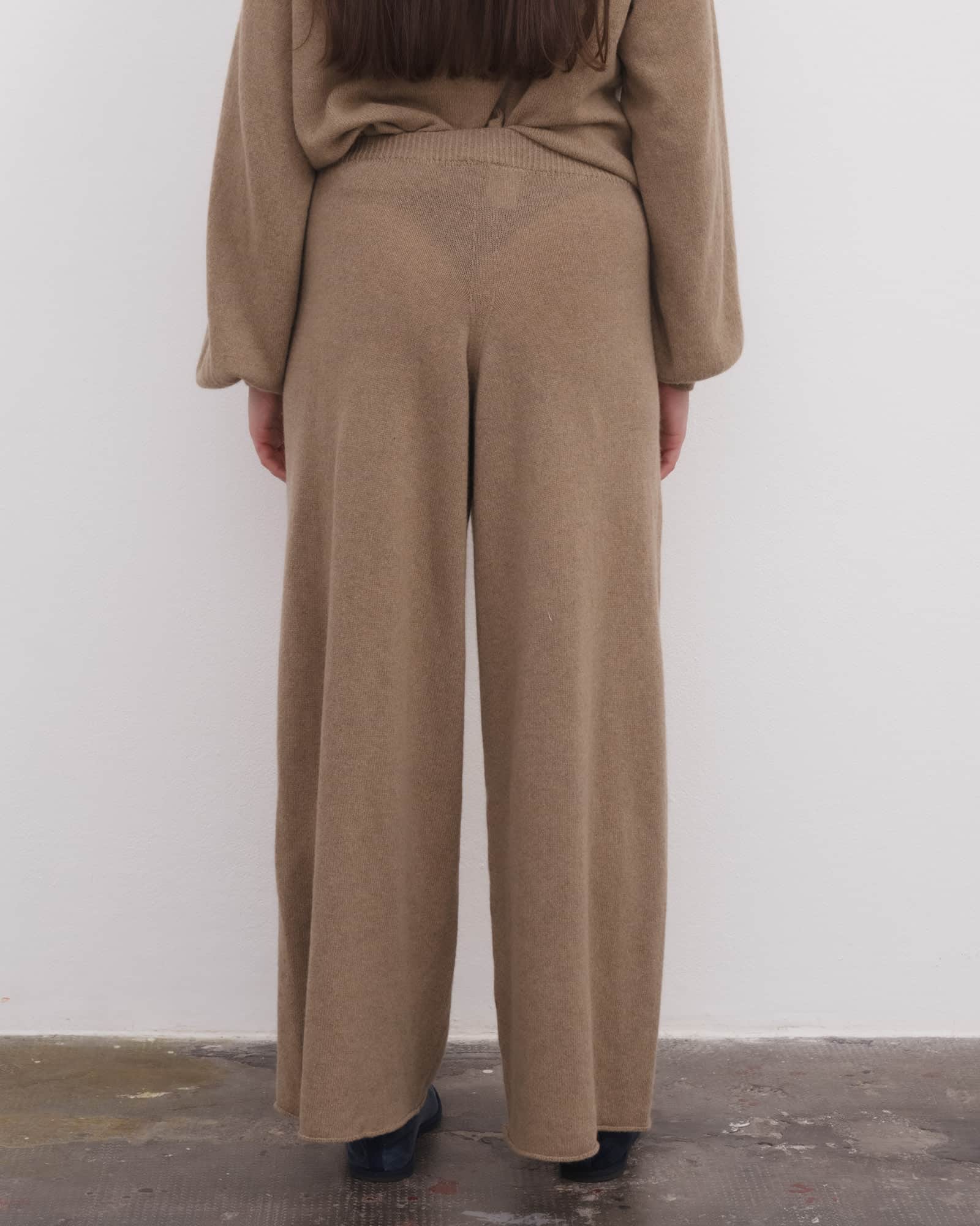 Denim Jeans, Sweatpants, Leggings & Trousers | Baserange