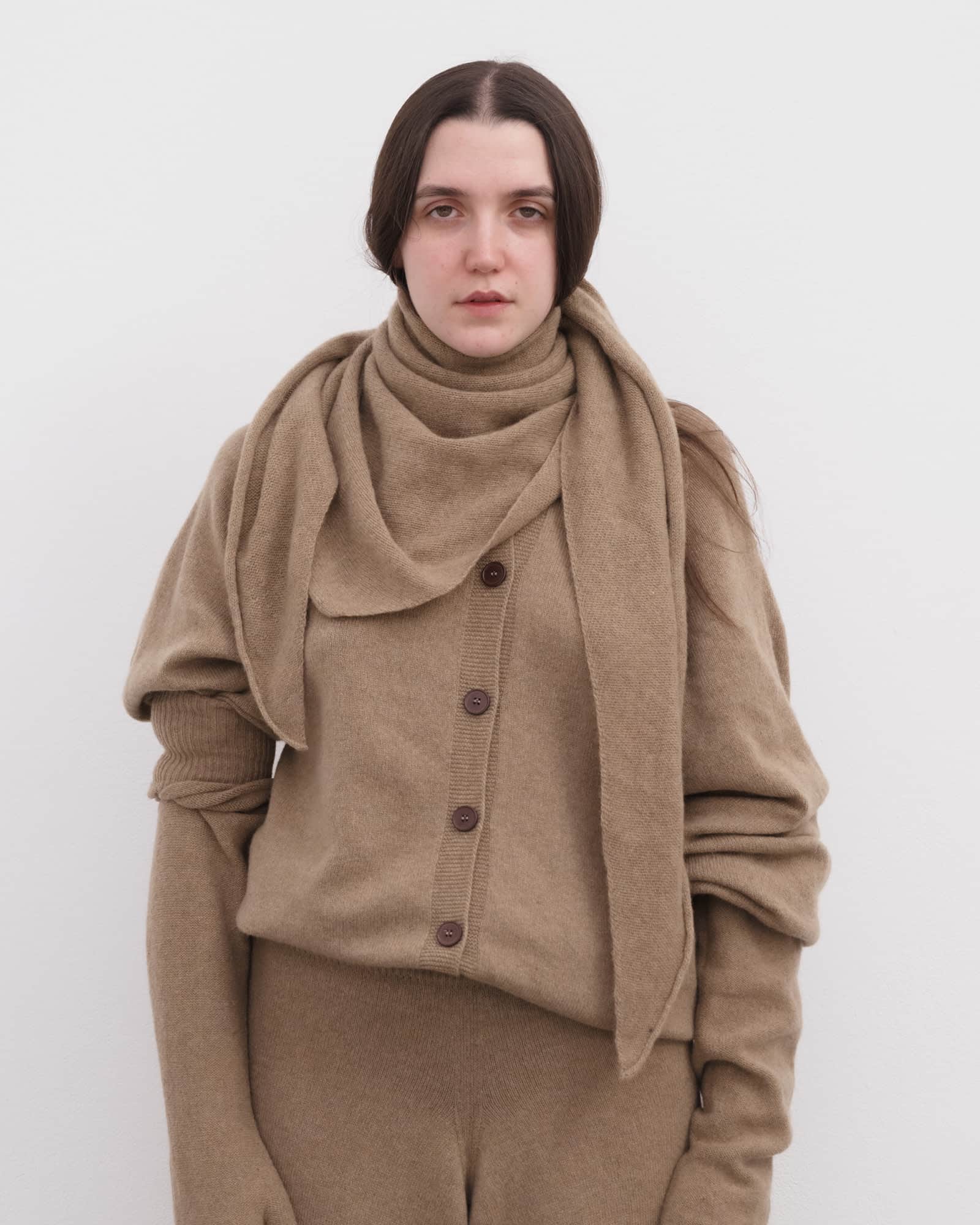 BASERANGE Scarfs ROVERE BROWN / ONE SIZE Trin Scarf