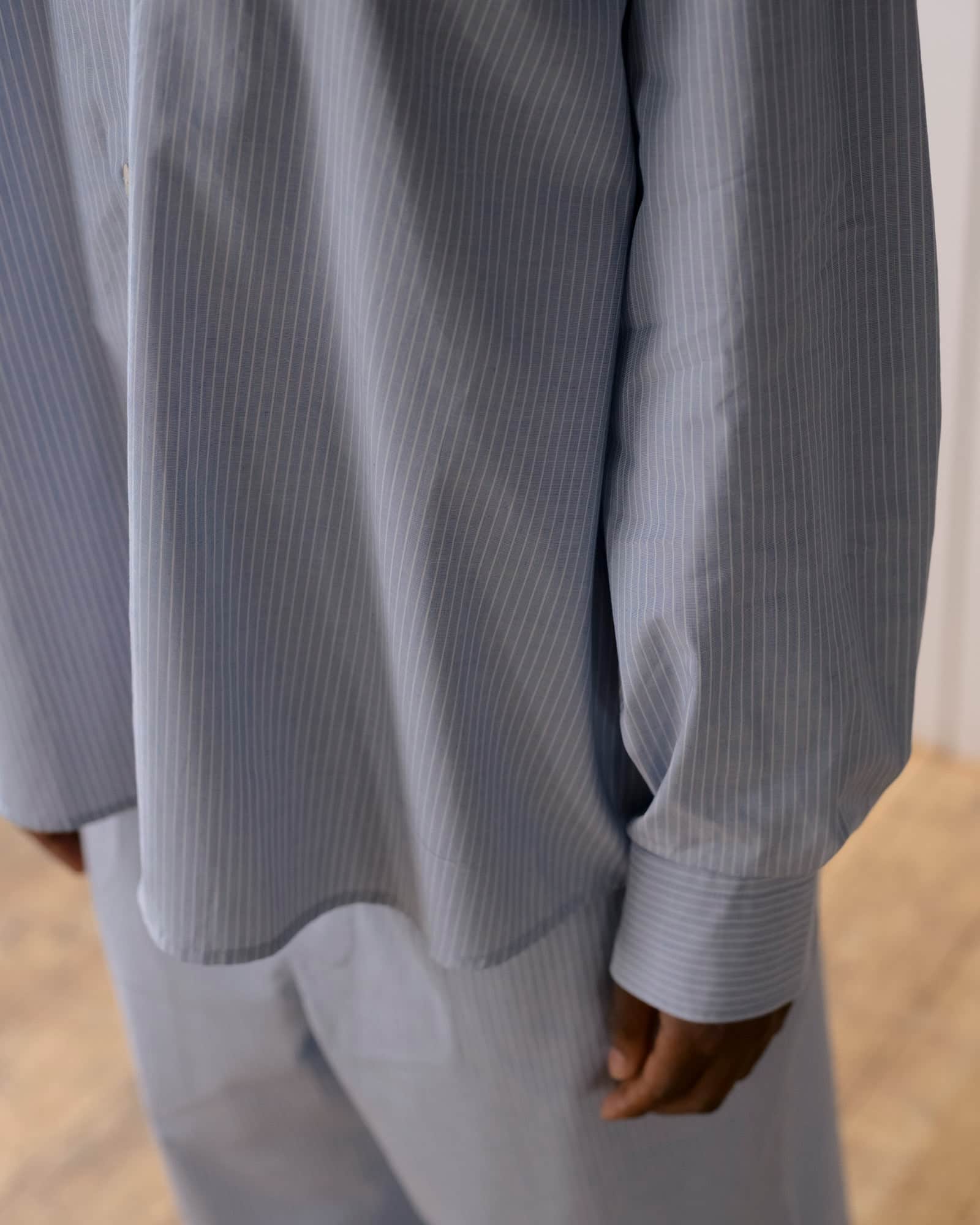 Claude Shirt in Blue stripe | Organic cotton poplin | Baserange