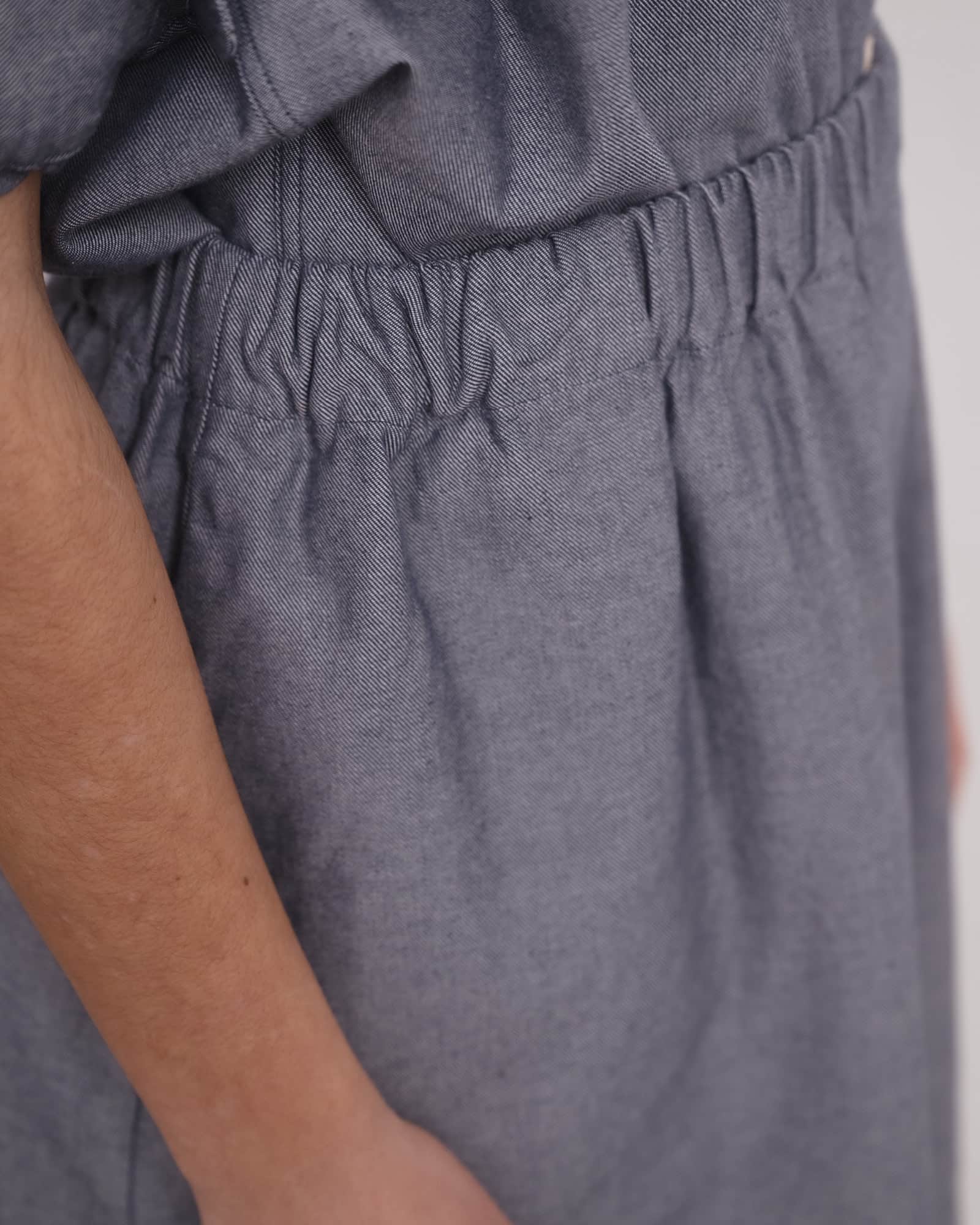 Claude Shorts in Dark denim | Organic cotton poplin | Baserange