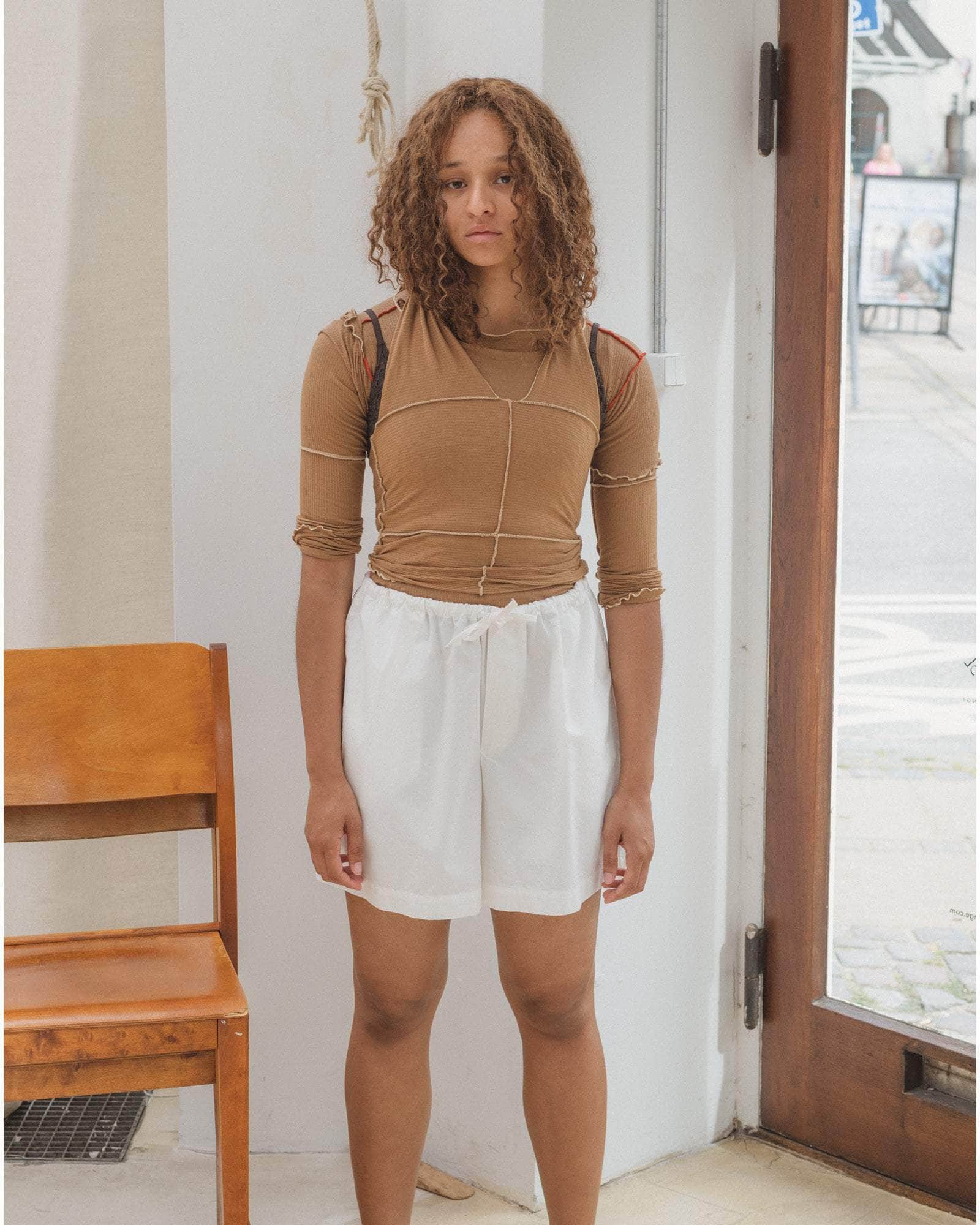 Kolla ショートパンツ in Undyed | オーガニックコットン・ポプリン