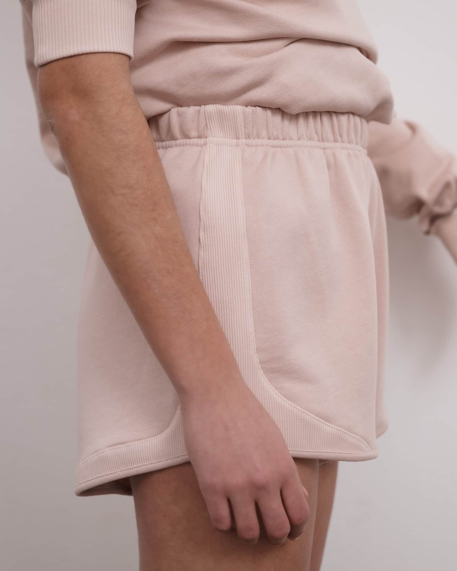 BASERANGE Shorts Ran Shorts