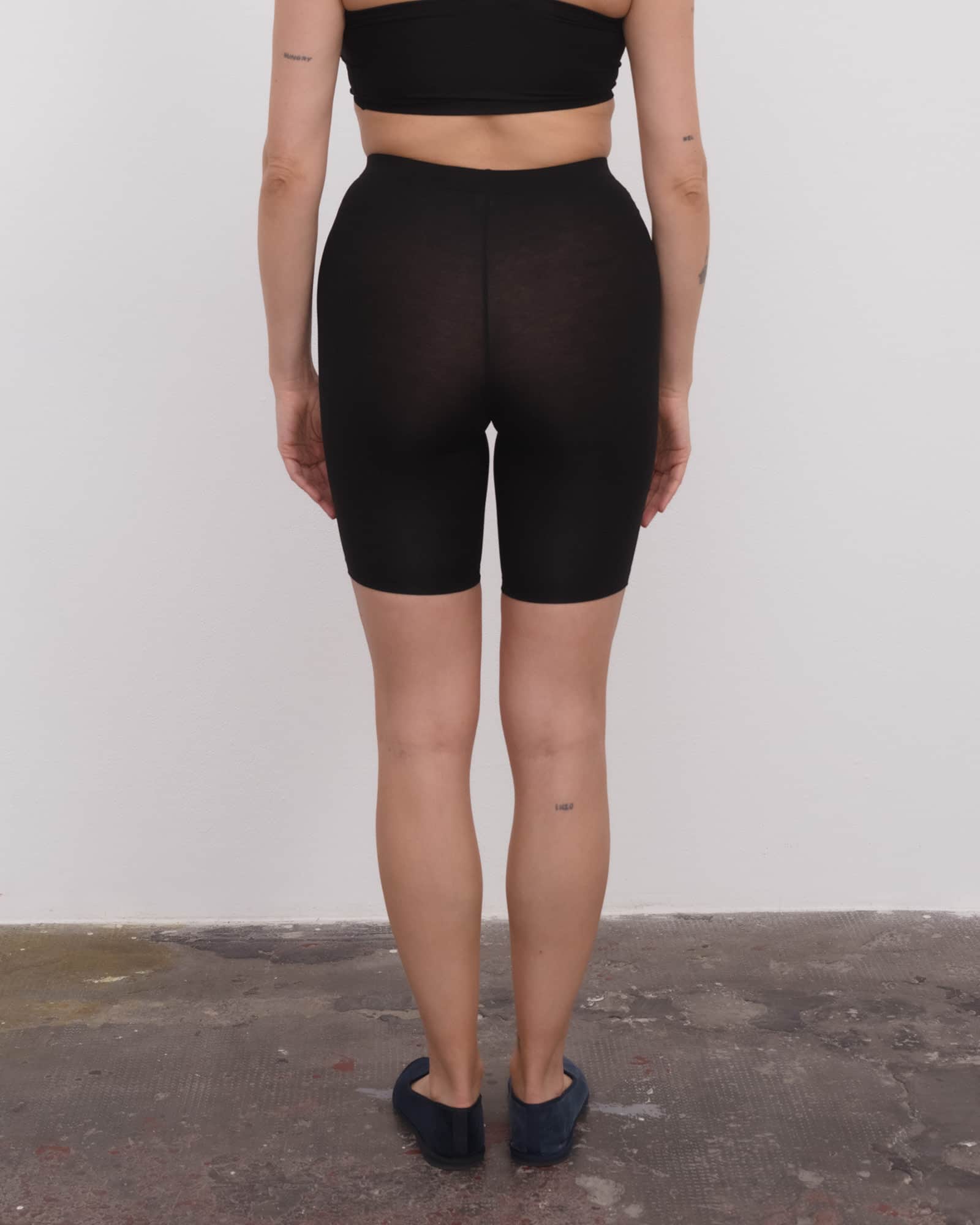 BASERANGEショートパンツ Sustainable pants, skirts, shorts and leggings for women | Baserange