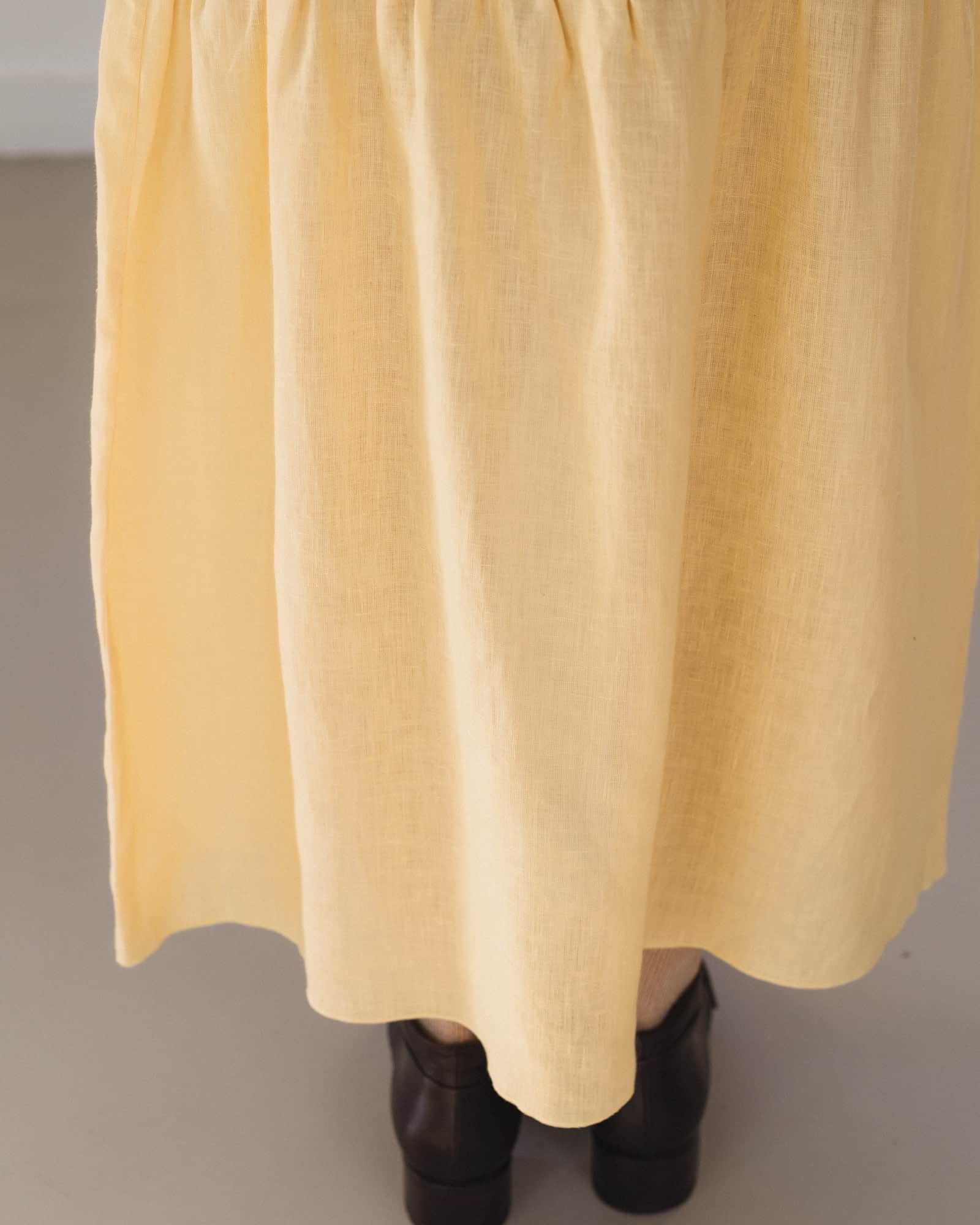 BASERANGE Skirts Garlin Skirt