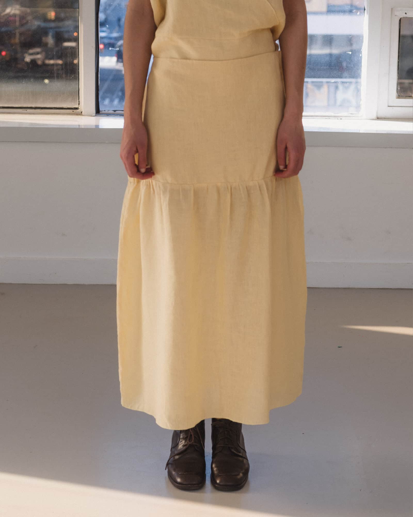 BASERANGE Skirts Garlin Skirt