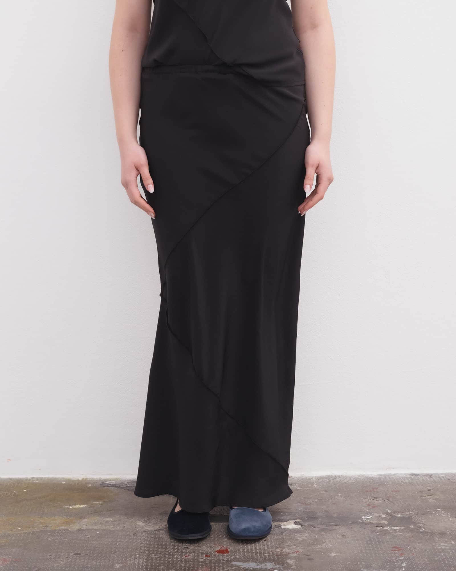 BASERANGE Skirts Lava Skirt