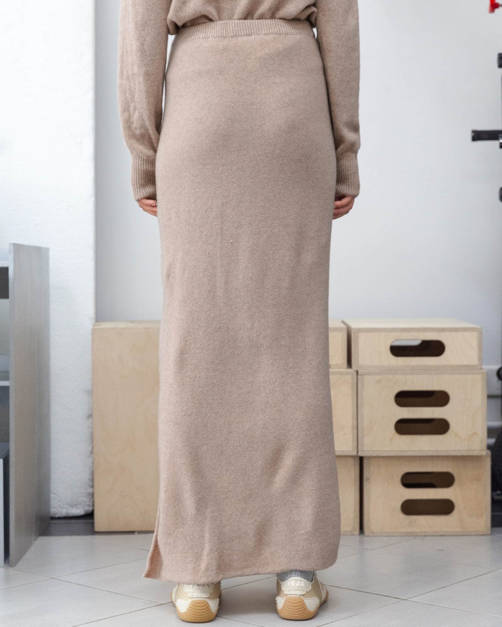 BASERANGE Skirts Tier Midi Skirt