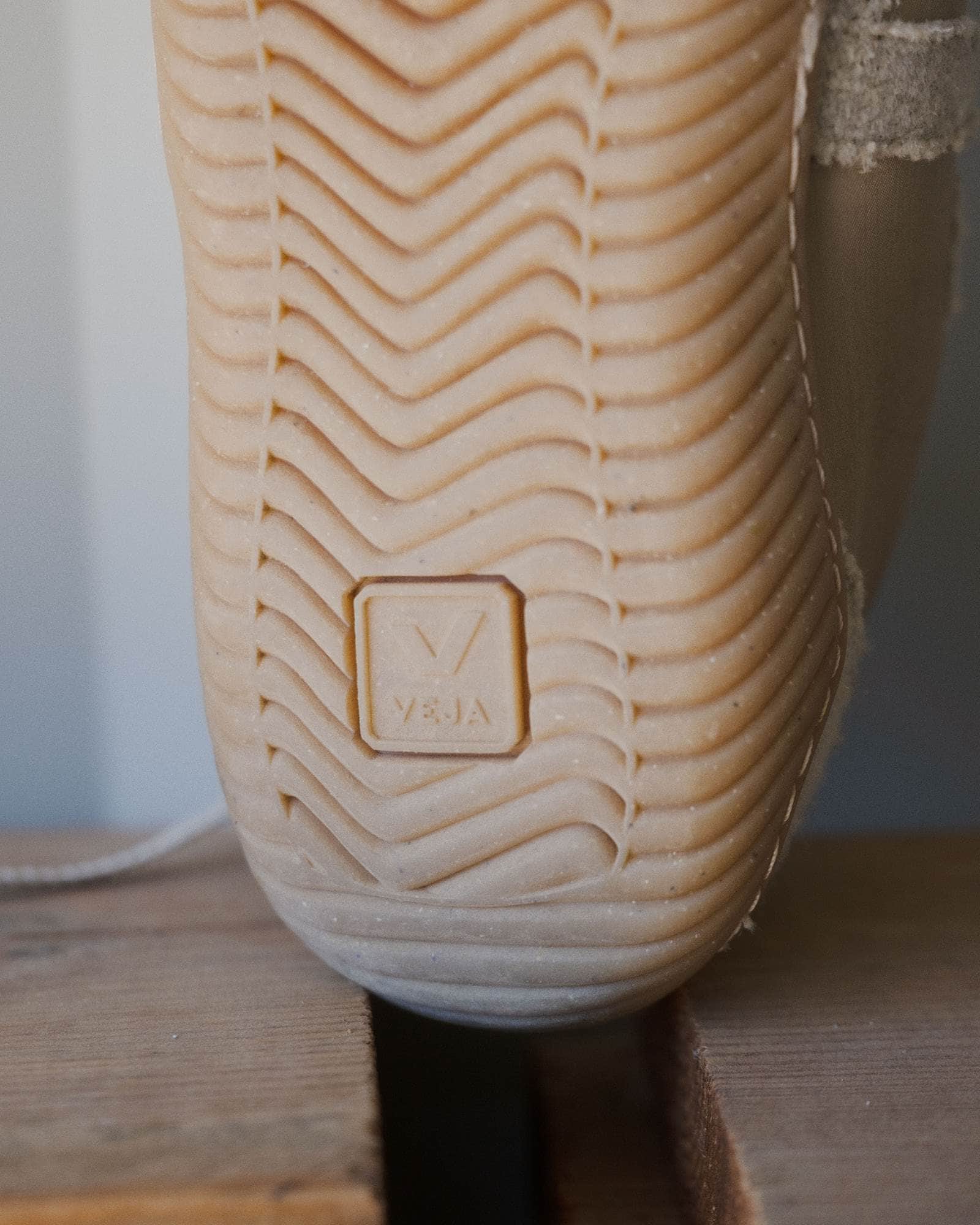 BASERANGE Sneaker Jitsu VEJA x Baserange