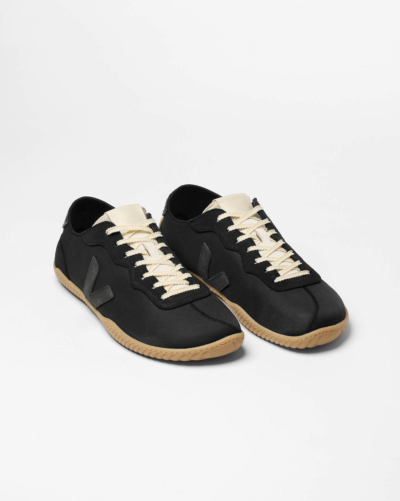 BASERANGE Sneaker Jitsu VEJA x Baserange
