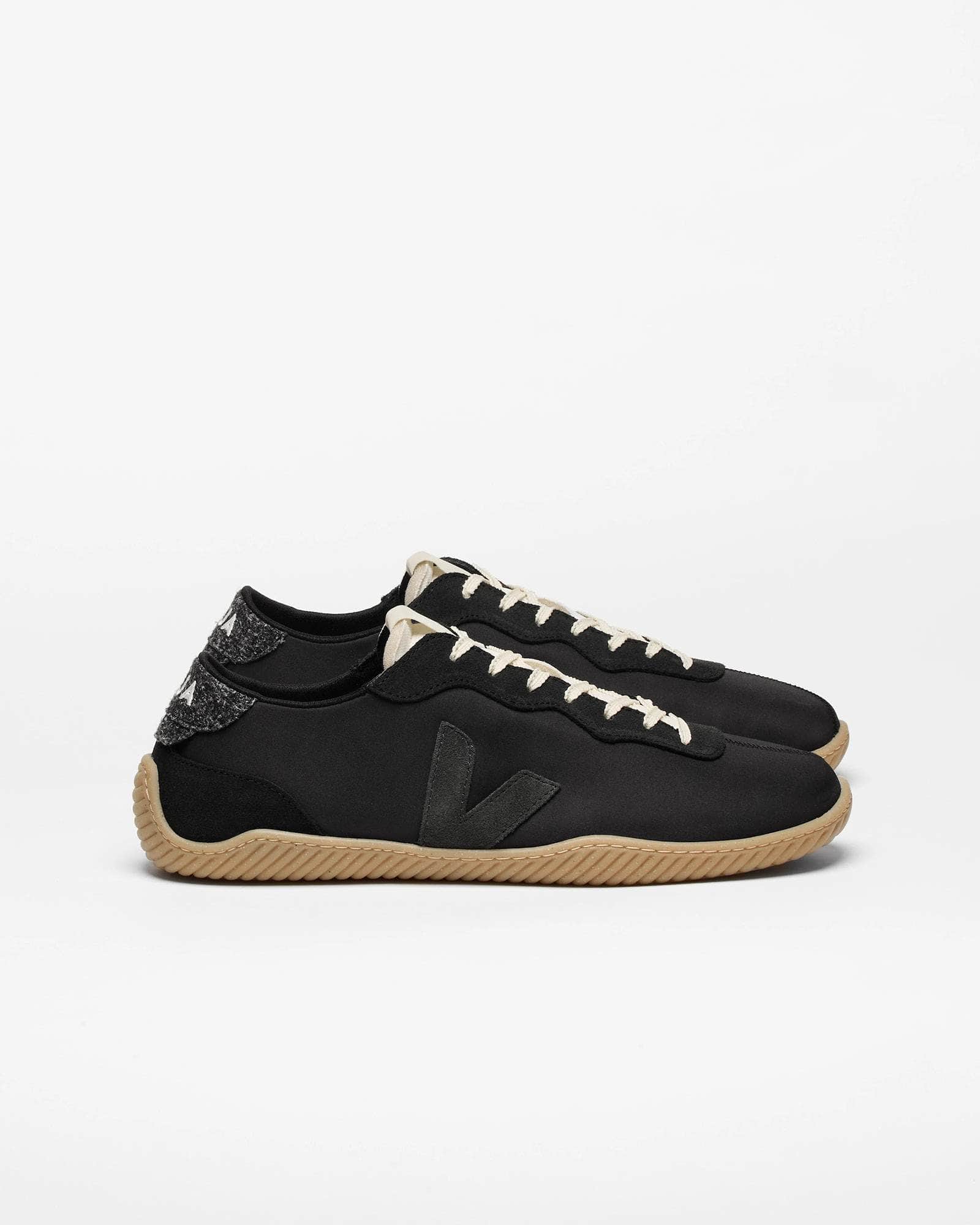 BASERANGE Sneaker Jitsu VEJA x Baserange