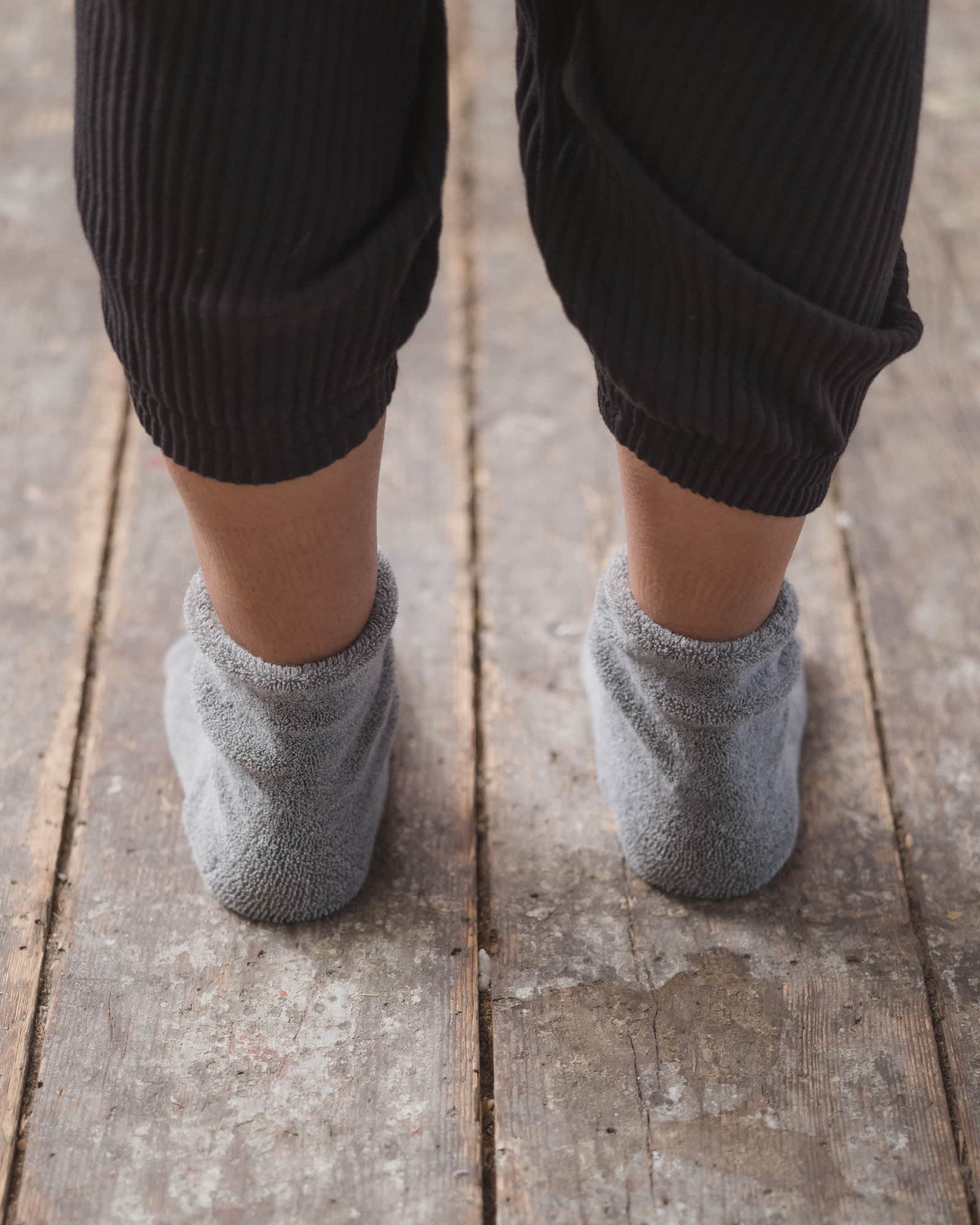 BASERANGE Socks Buckle Overankle Socks