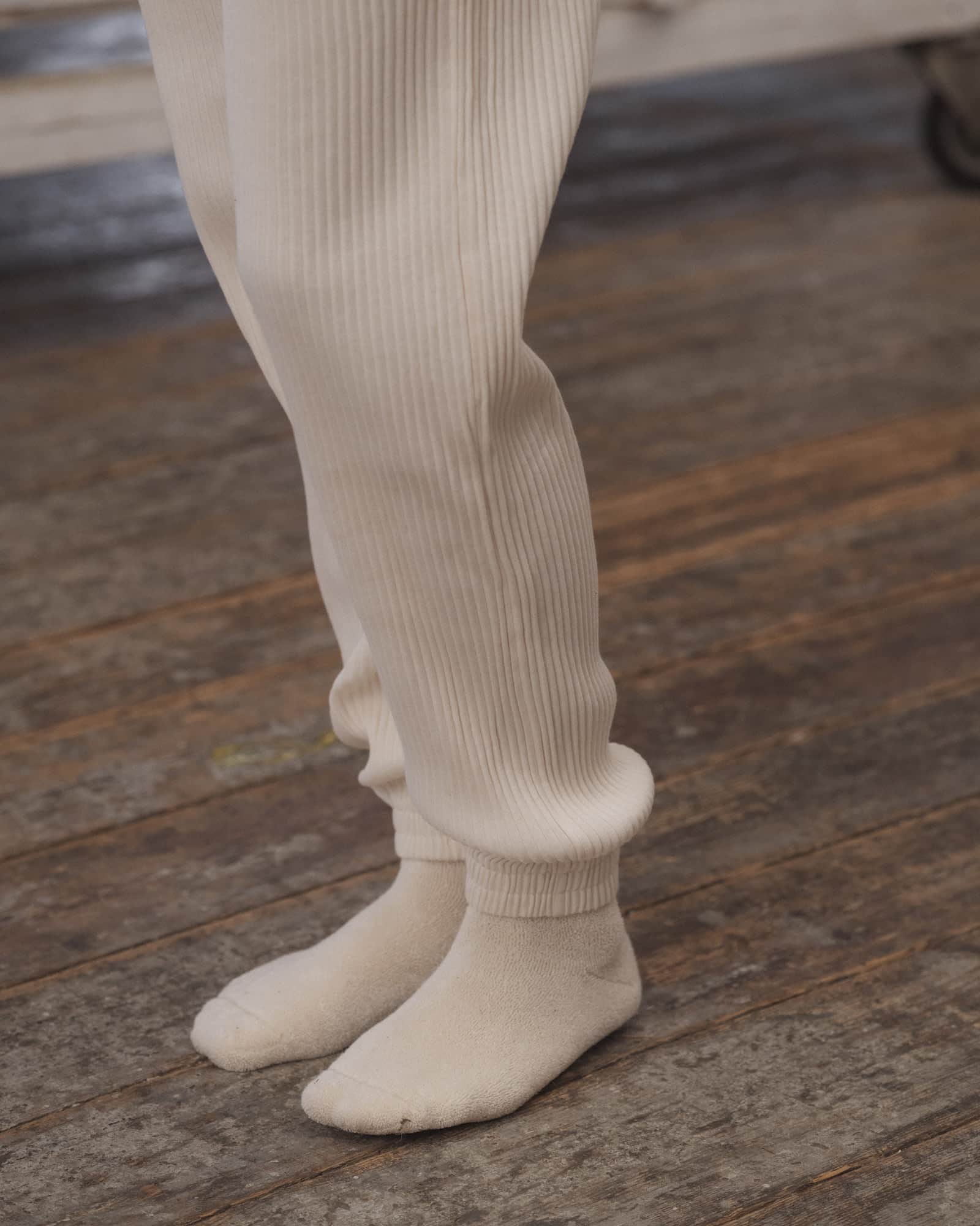 BASERANGE Socks Buckle Overankle Socks