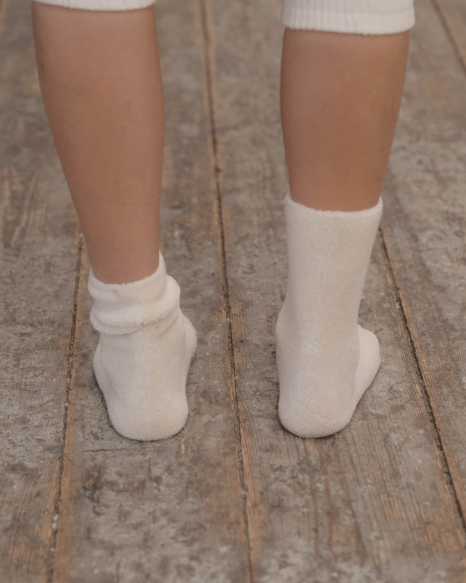 BASERANGE Socks Buckle Overankle Socks