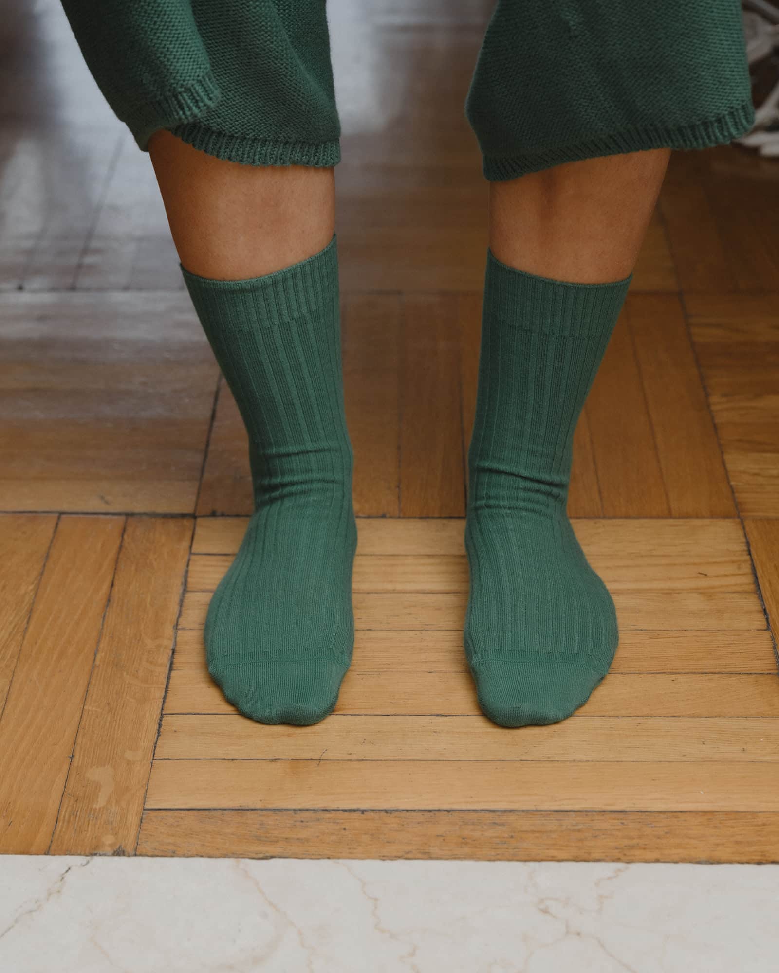 BASERANGE Socks Rib Overankle Socks