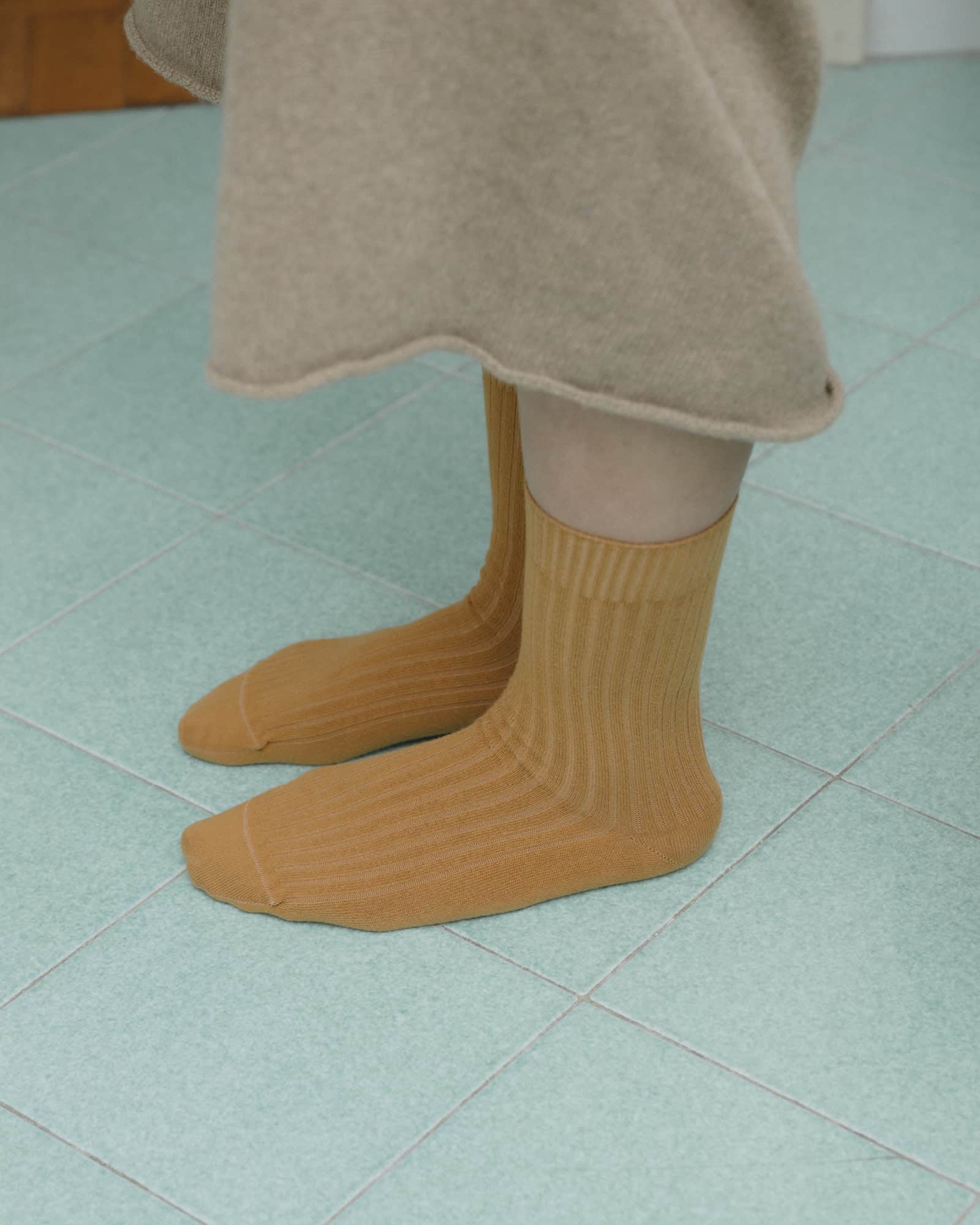 BASERANGE Socks Rib Overankle Socks