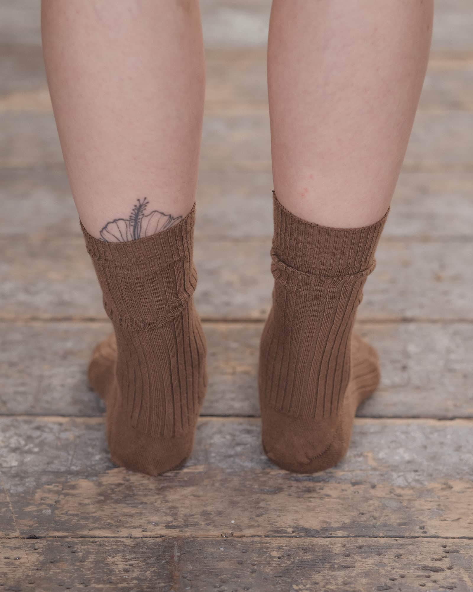 BASERANGE Socks Rib Overankle Socks