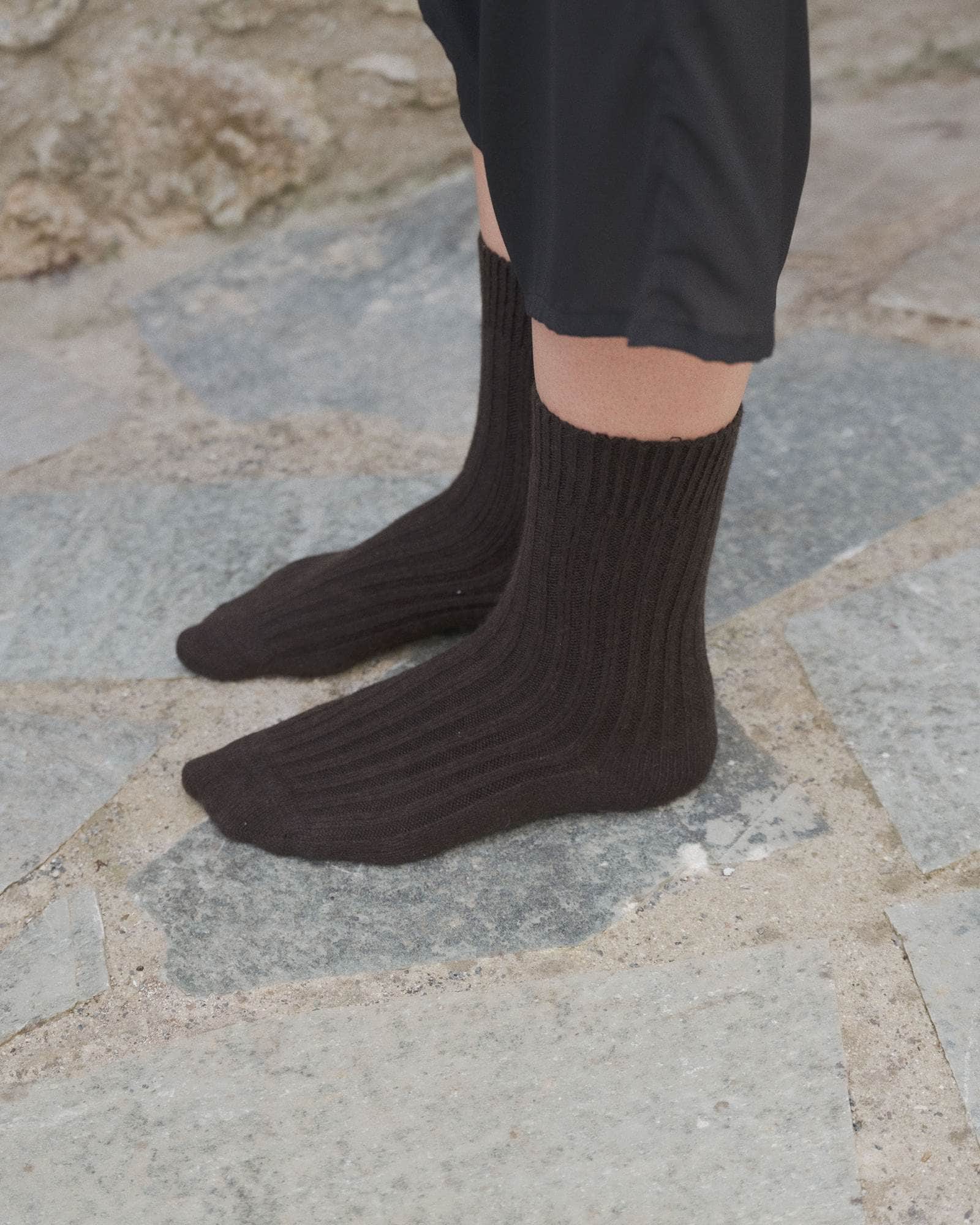 BASERANGE Socks Rib Overankle Socks