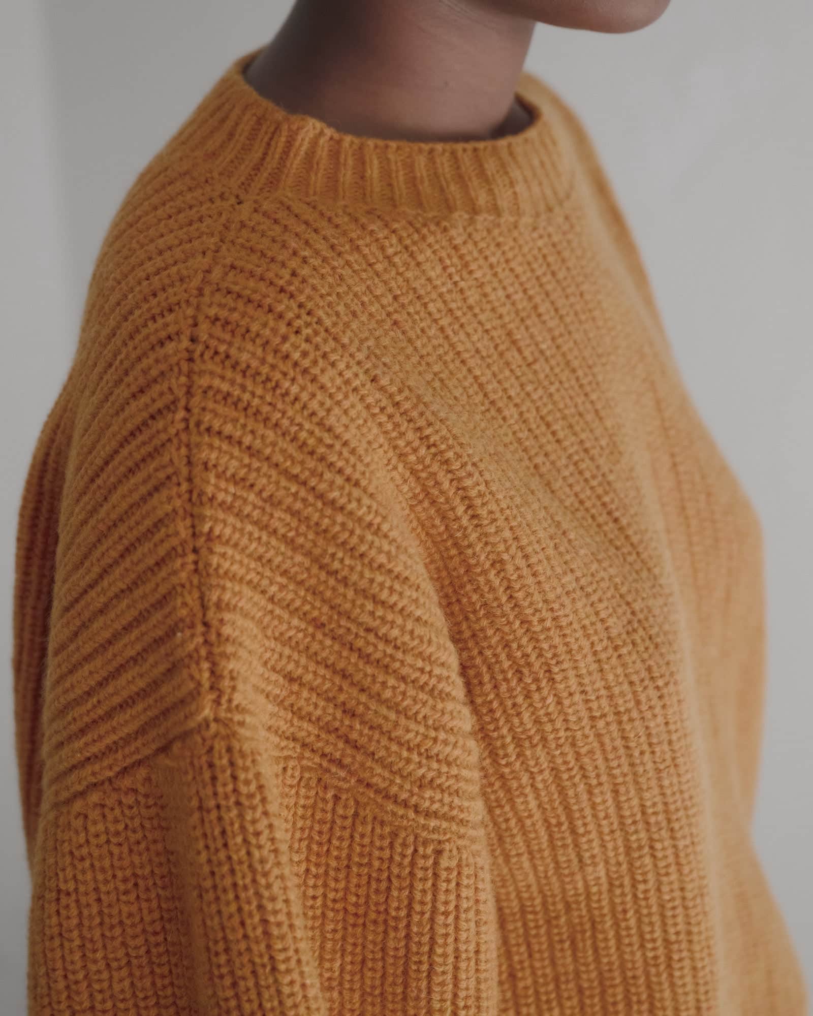 BASERANGE Sweaters Mea Sweater