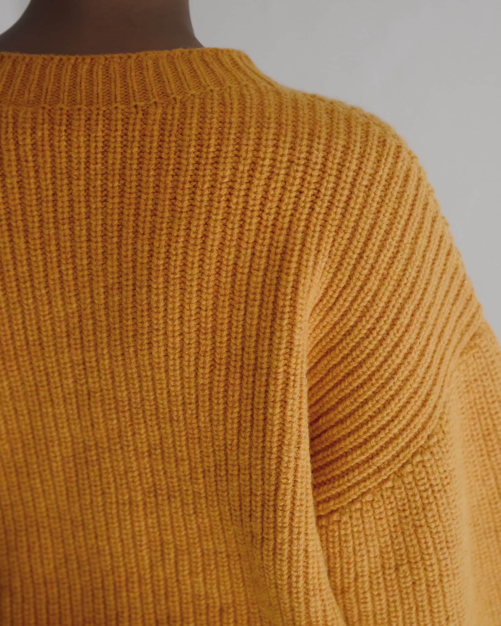 BASERANGE Sweaters Mea Sweater