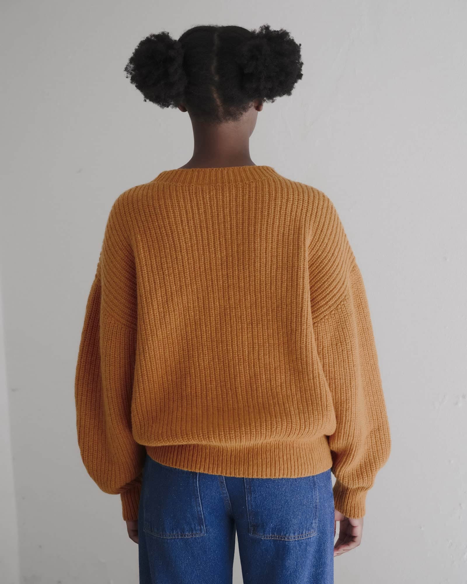 BASERANGE Sweaters Mea Sweater