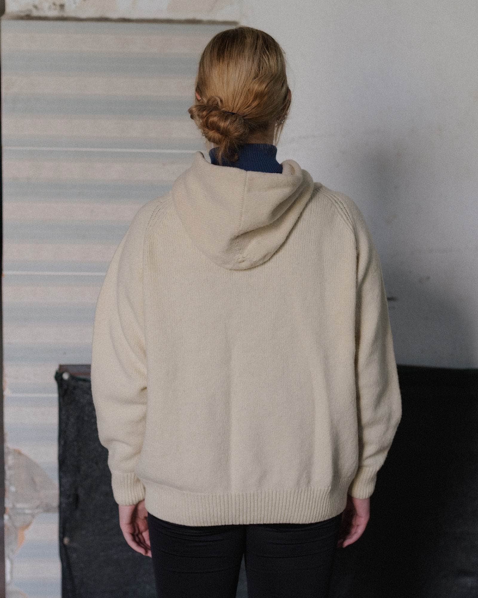 BASERANGE Sweaters Soar Hoodie
