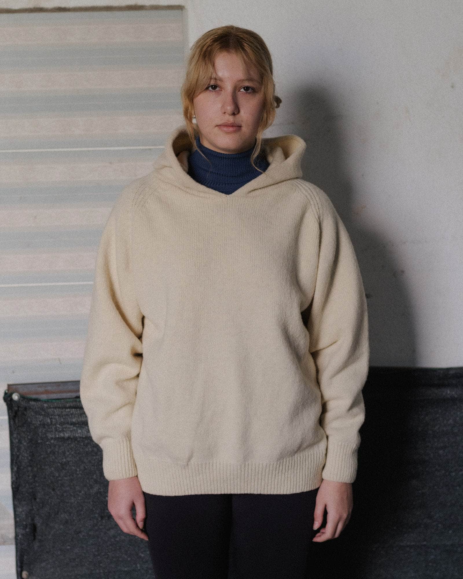 BASERANGE Sweaters Soar Hoodie