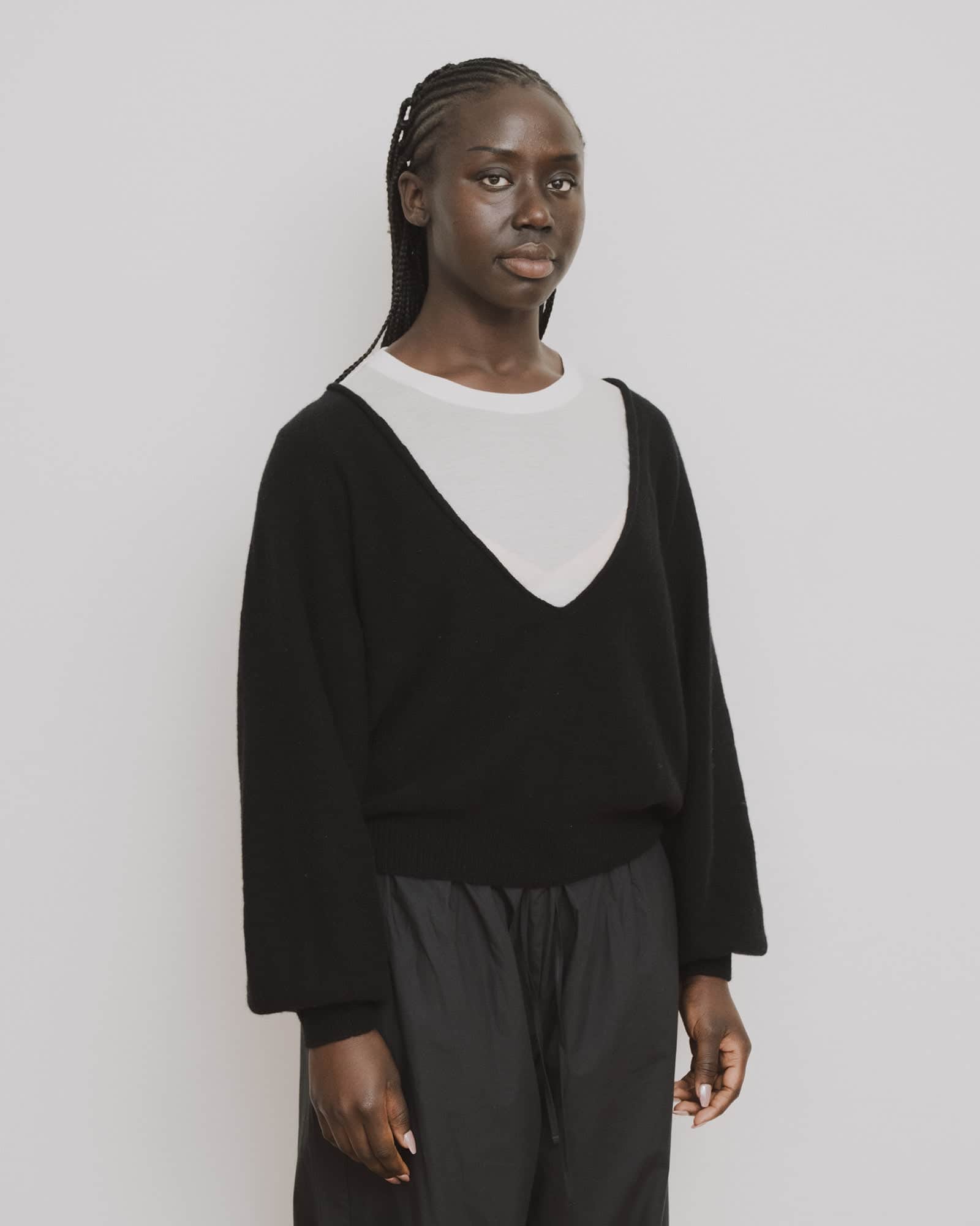 BASERANGE Sweaters Soar V Neck