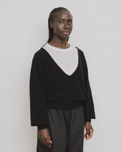 BASERANGE Sweaters Soar V Neck