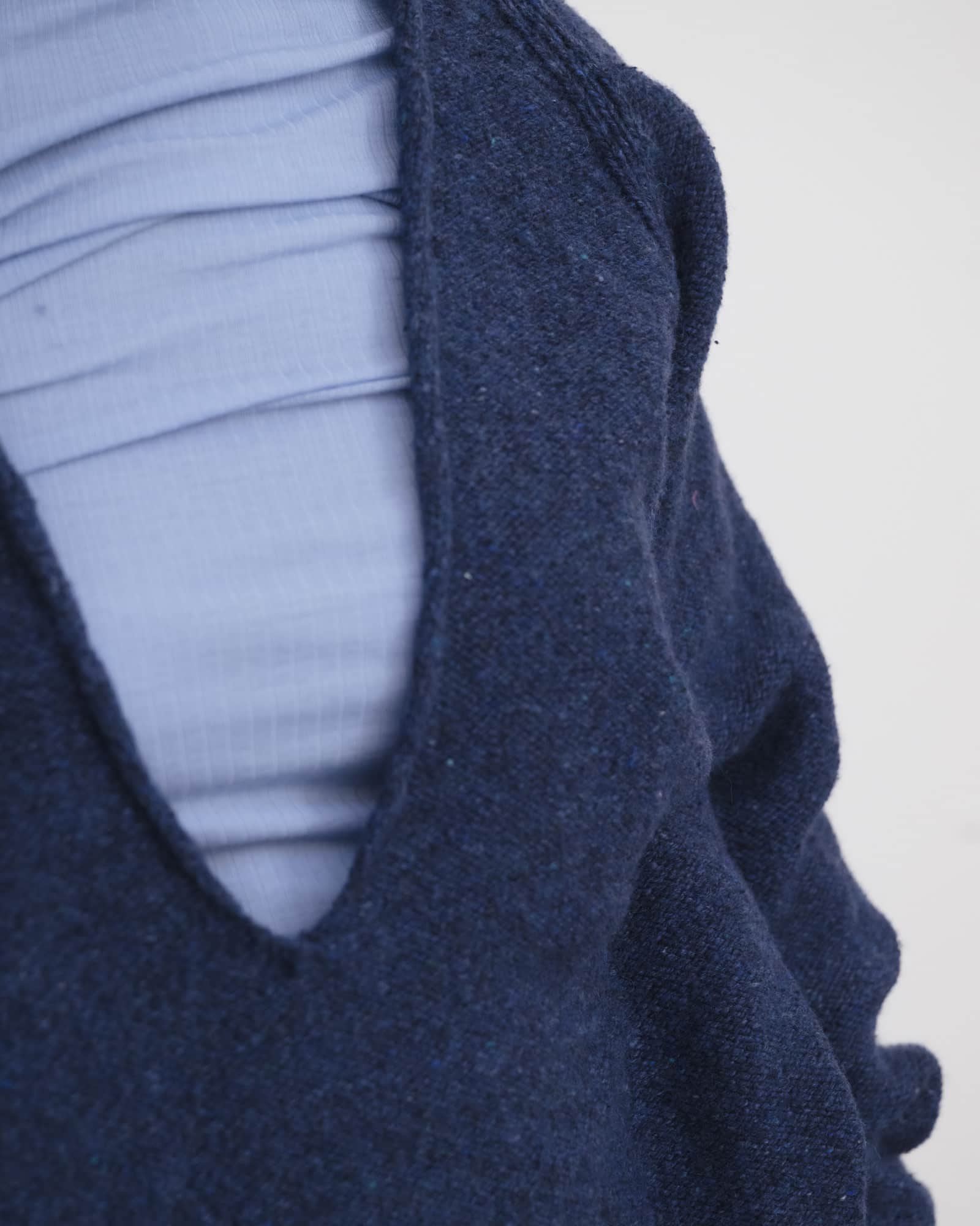BASERANGE Sweaters Soar V Neck