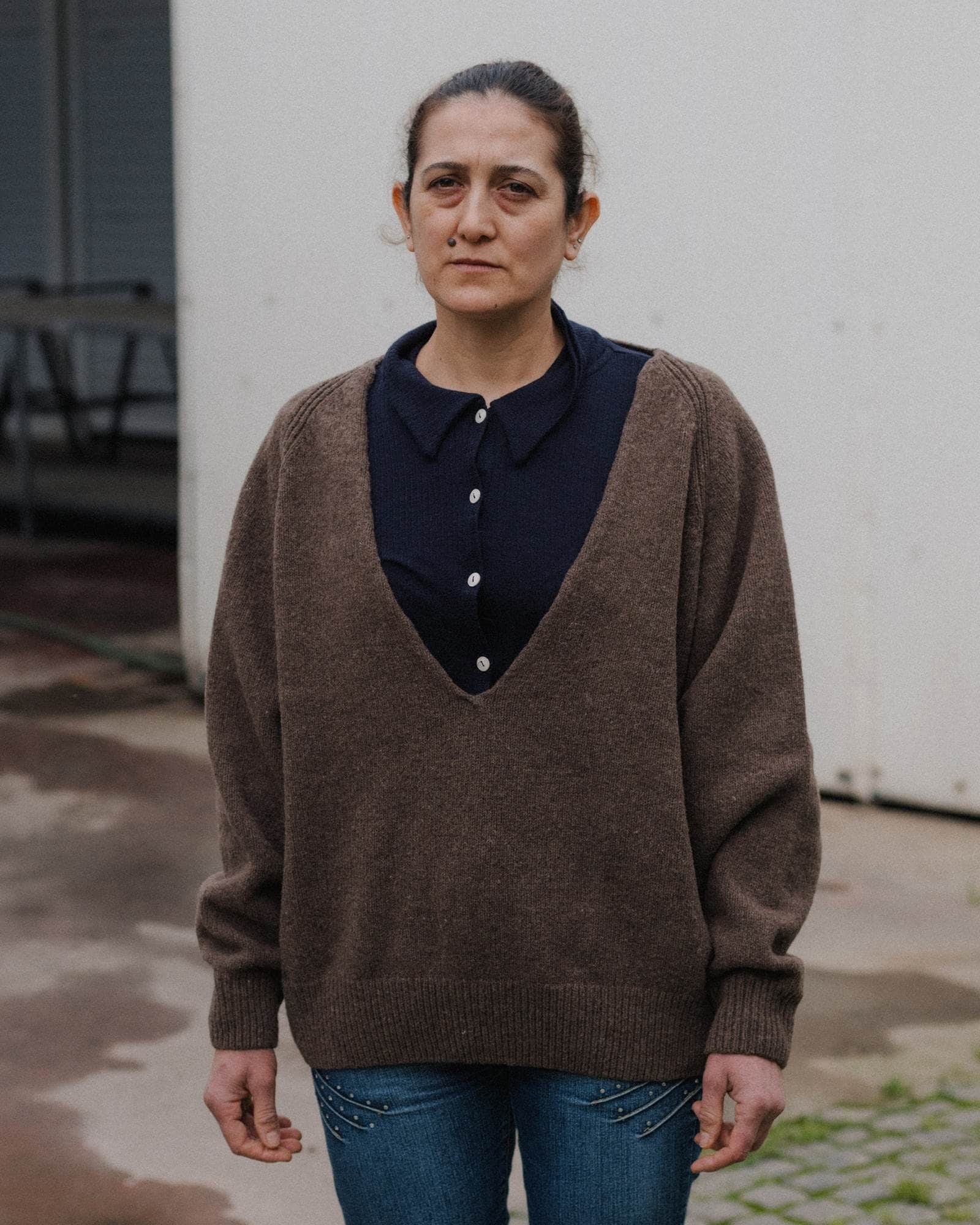 BASERANGE Sweaters Soar V Neck