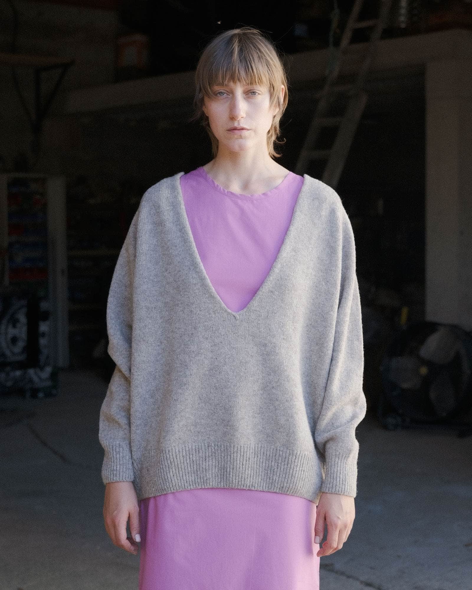 BASERANGE Sweaters Soar V Neck
