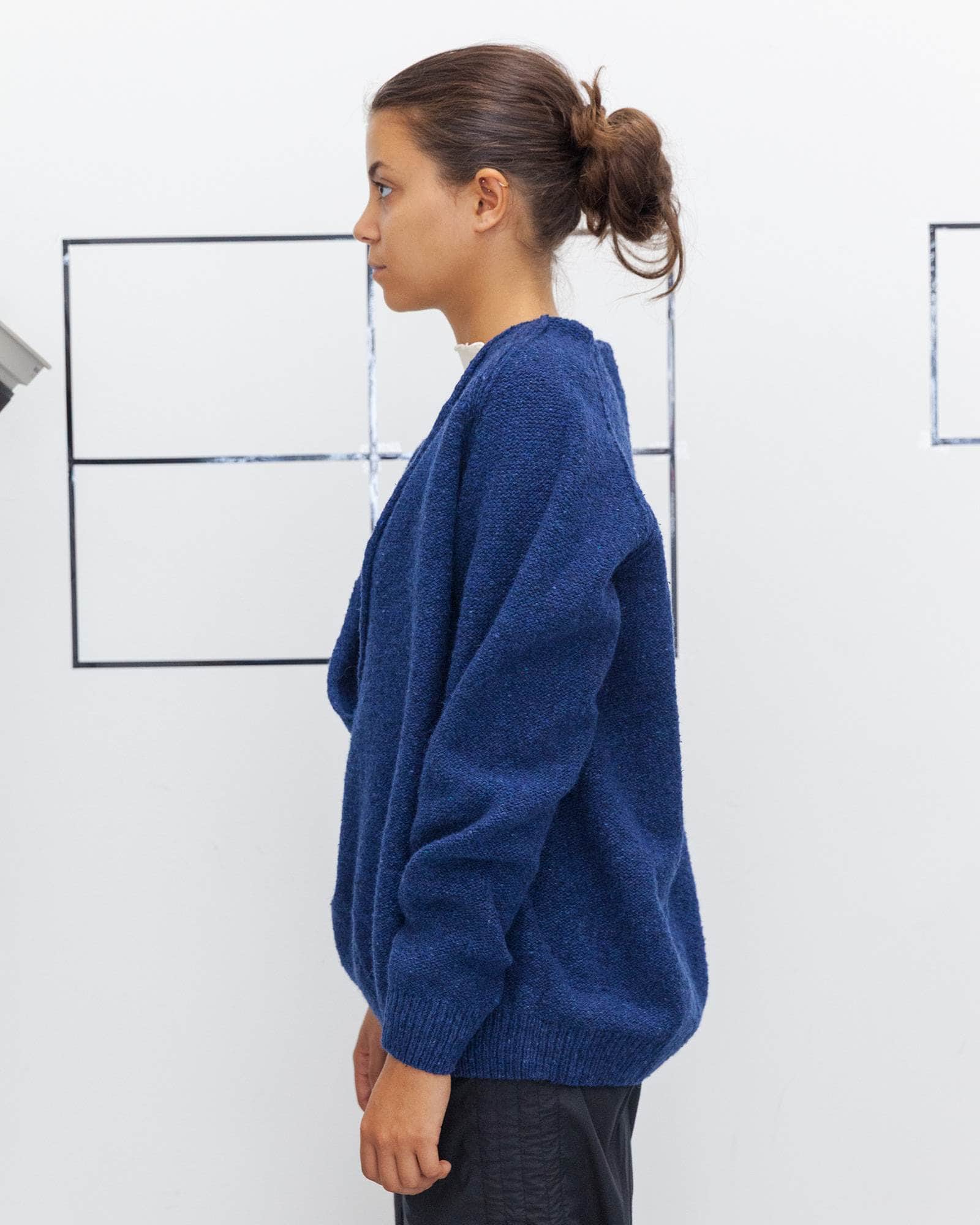 BASERANGE Sweaters Soar V Neck