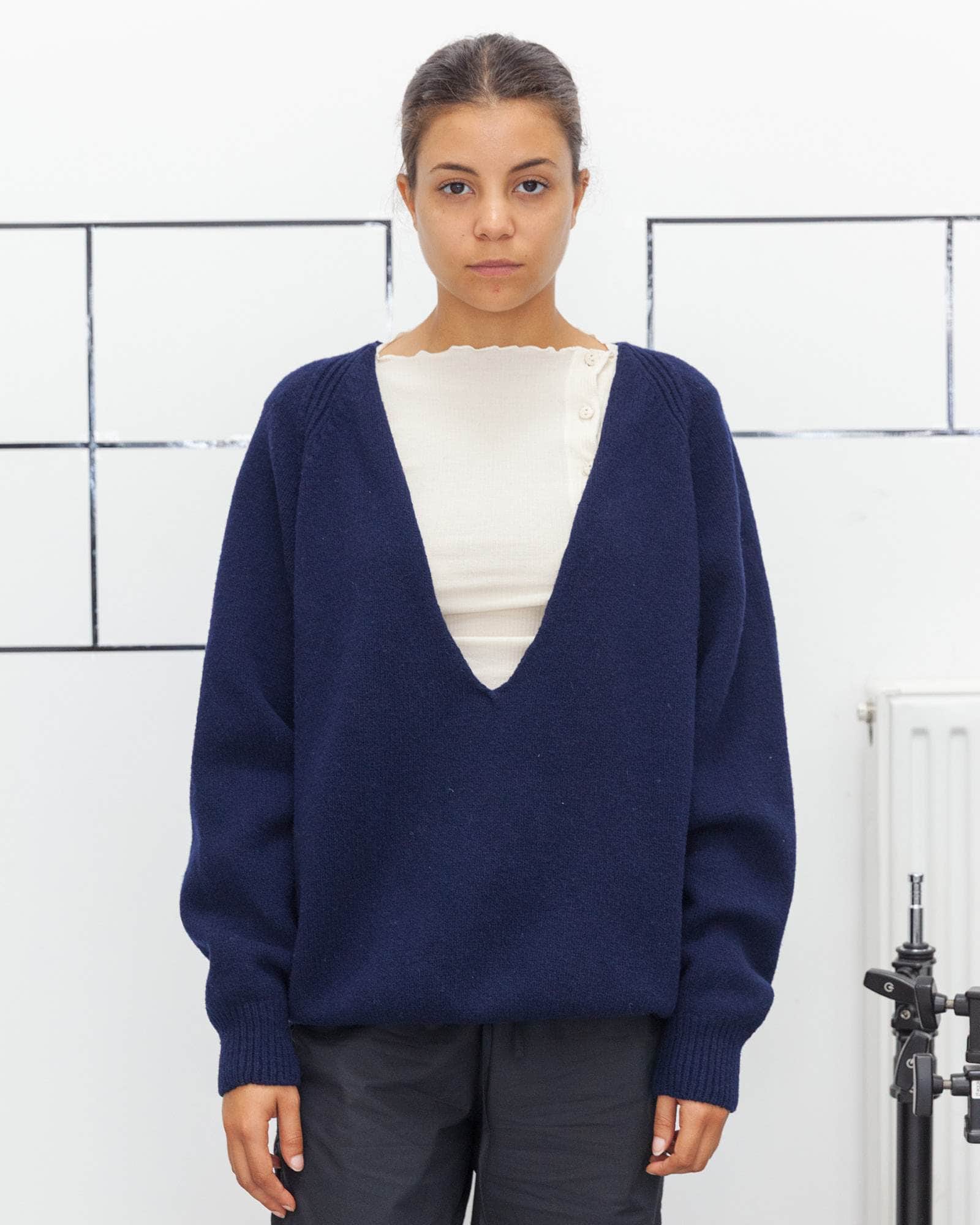 BASERANGE Sweaters Soar V Neck