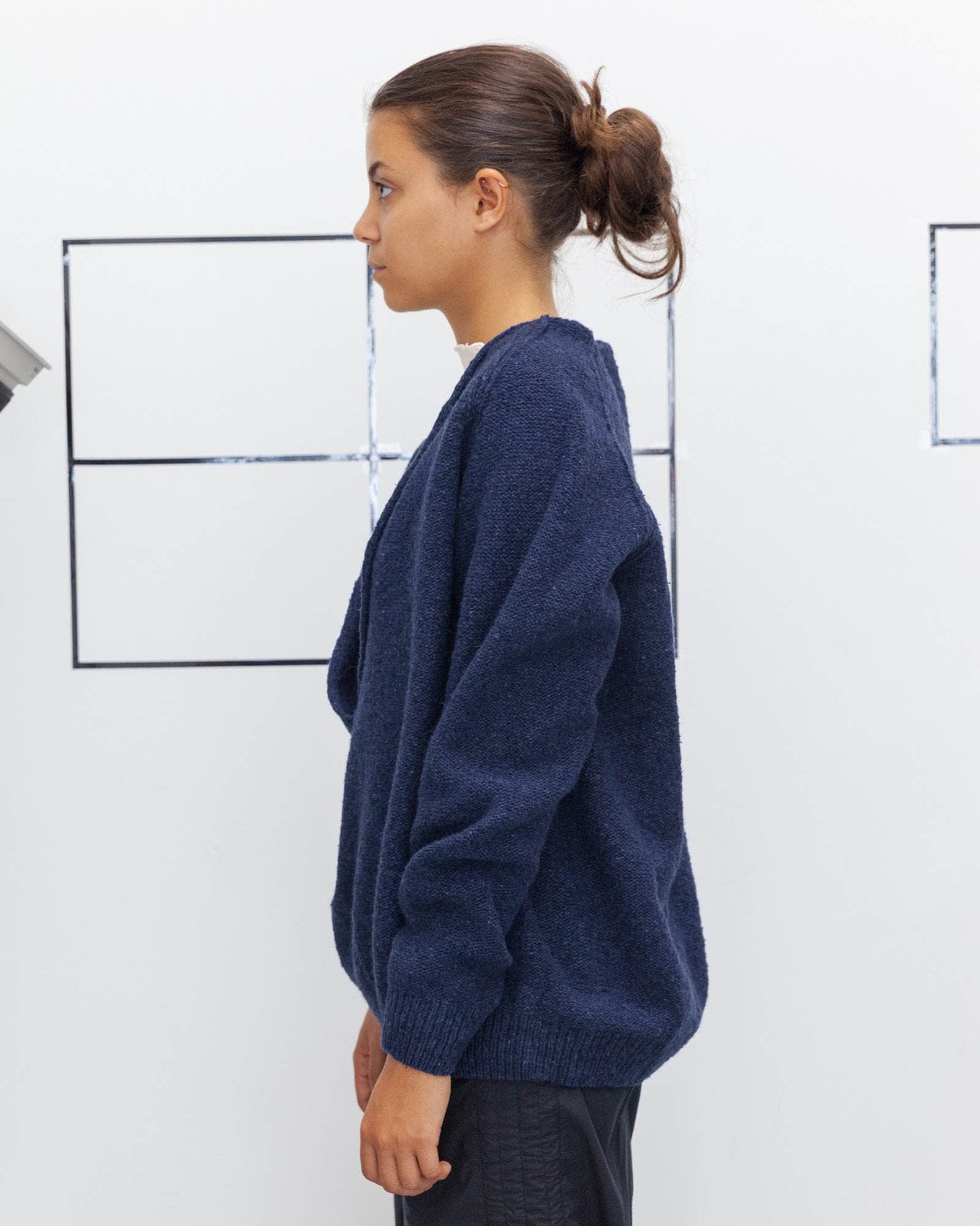 BASERANGE Sweaters Soar V Neck