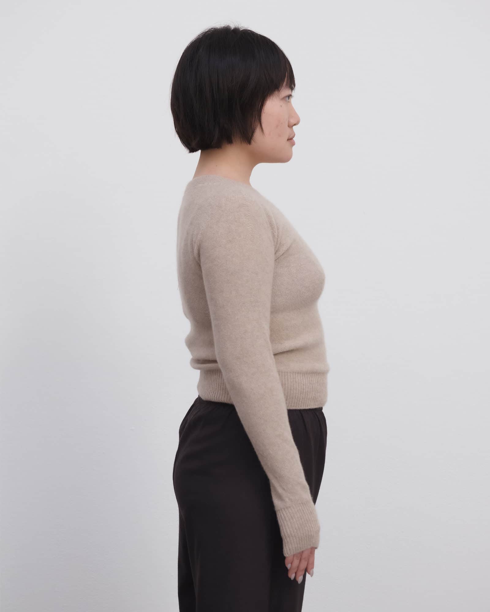 BASERANGE Sweaters Tier V Neck