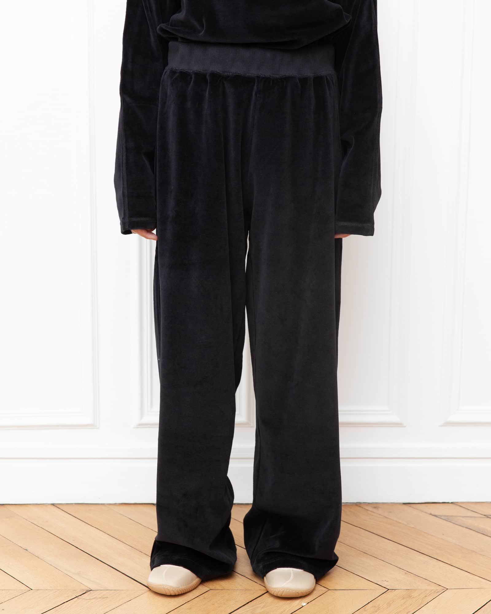 BASERANGE Sweatpants Tre Sweatpant