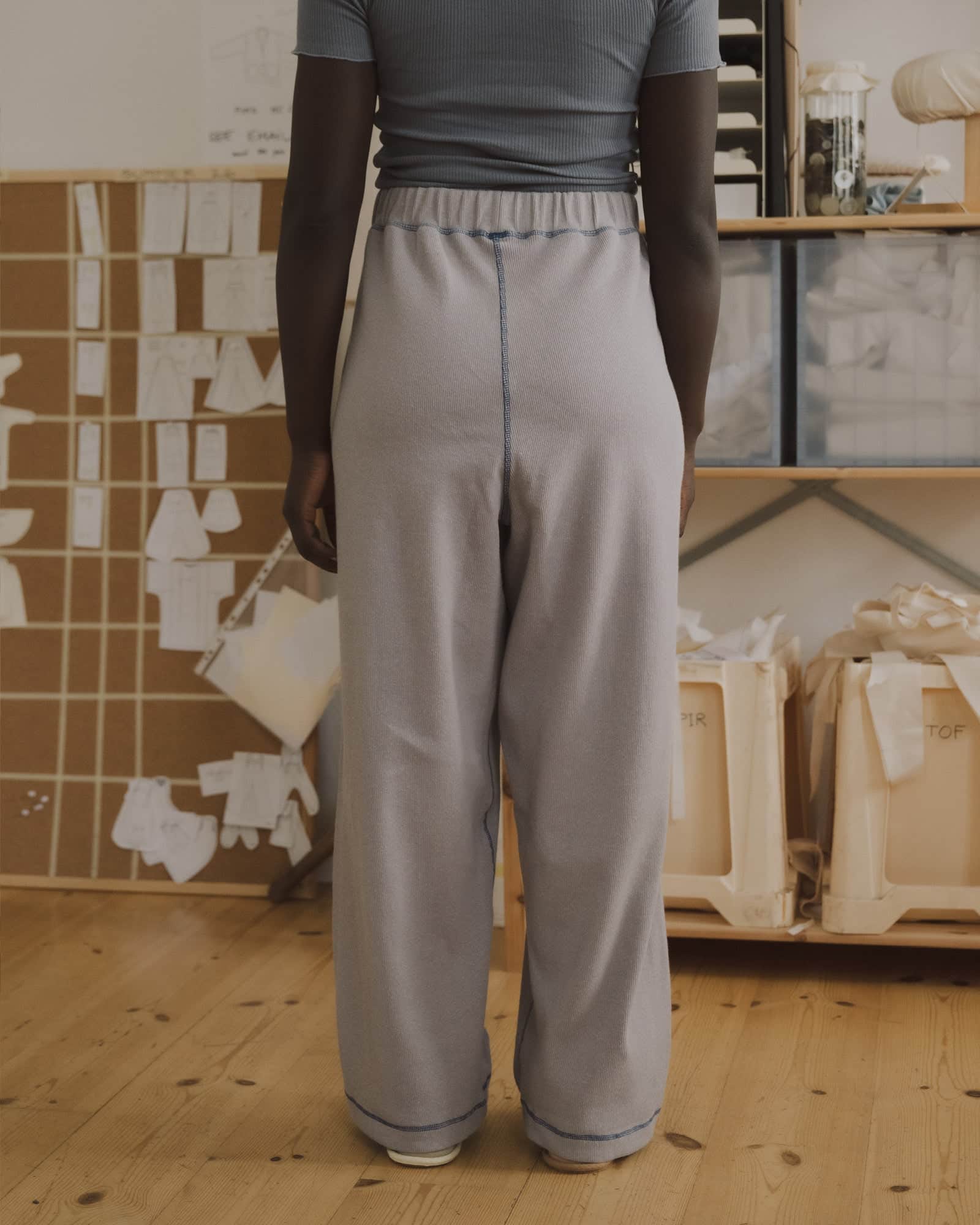 BASERANGE Sweatpants Way Pants