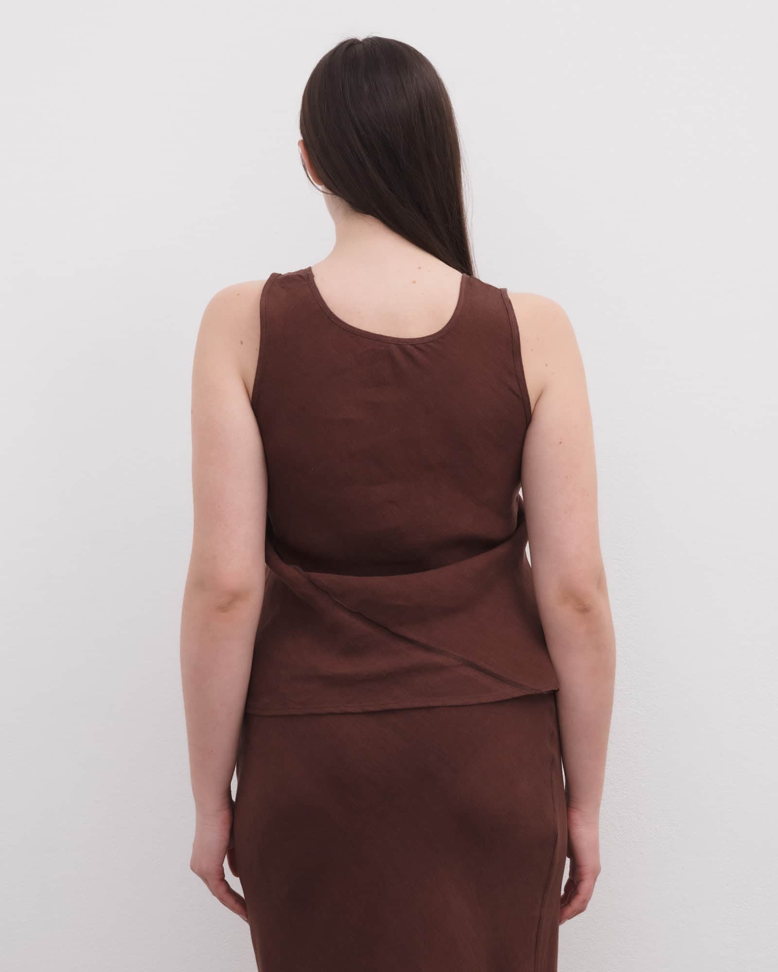 BASERANGE Tanks Lava Top