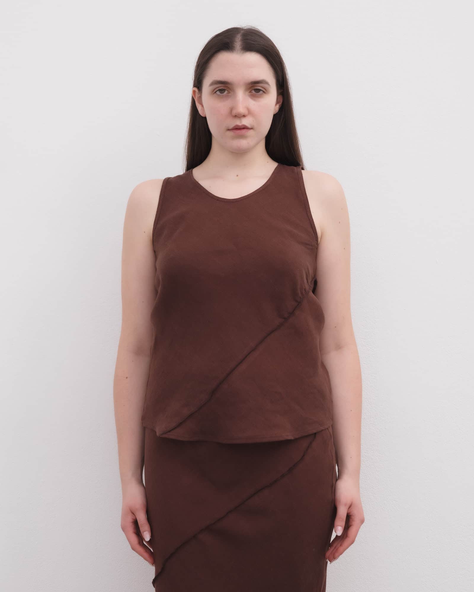 BASERANGE Tanks Lava Top