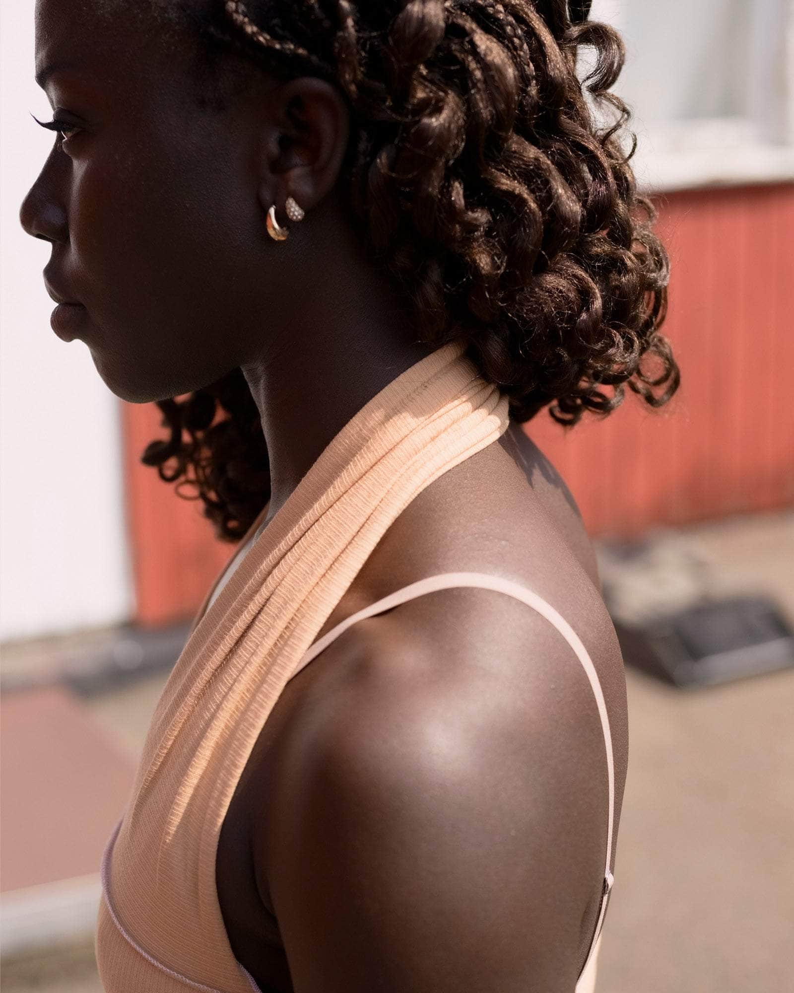 BASERANGE Tee Shirts CINDER HALTER TOP