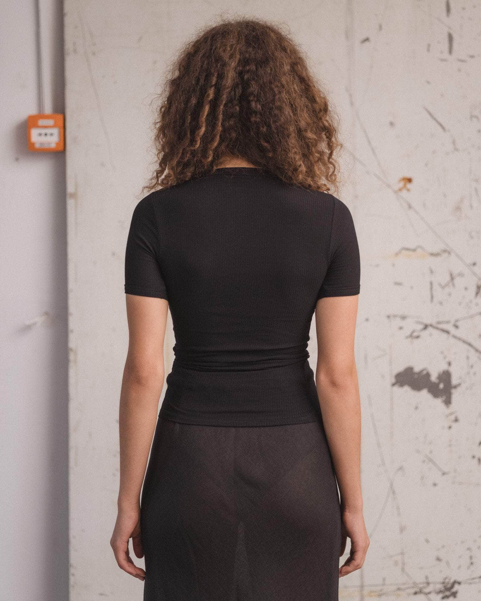 Dydine Tank Top in Dark brown | Ecovero satin | Baserange